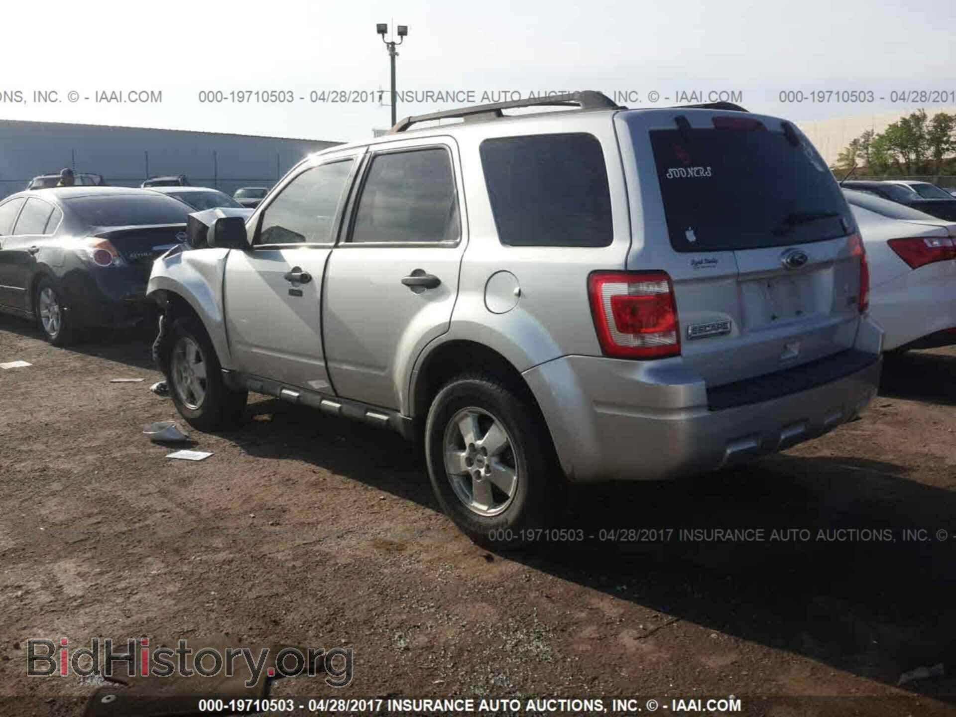 2012 Ford Escape - VIN: 1FMCU0DG5CKB90763 - Photo 3
