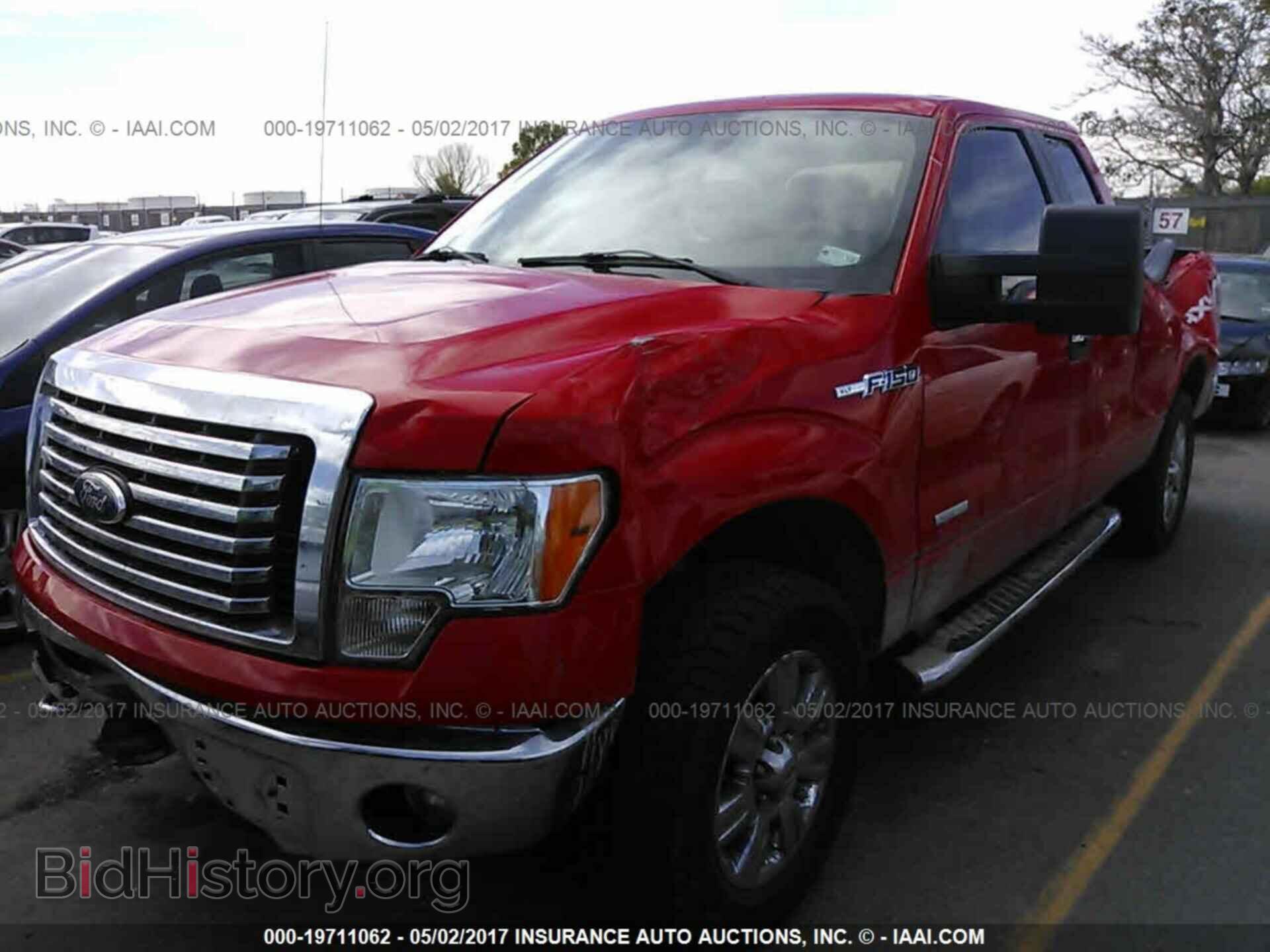 2011 Ford F150 - VIN: 1FTFX1ET2BFC52654 - Photo 2