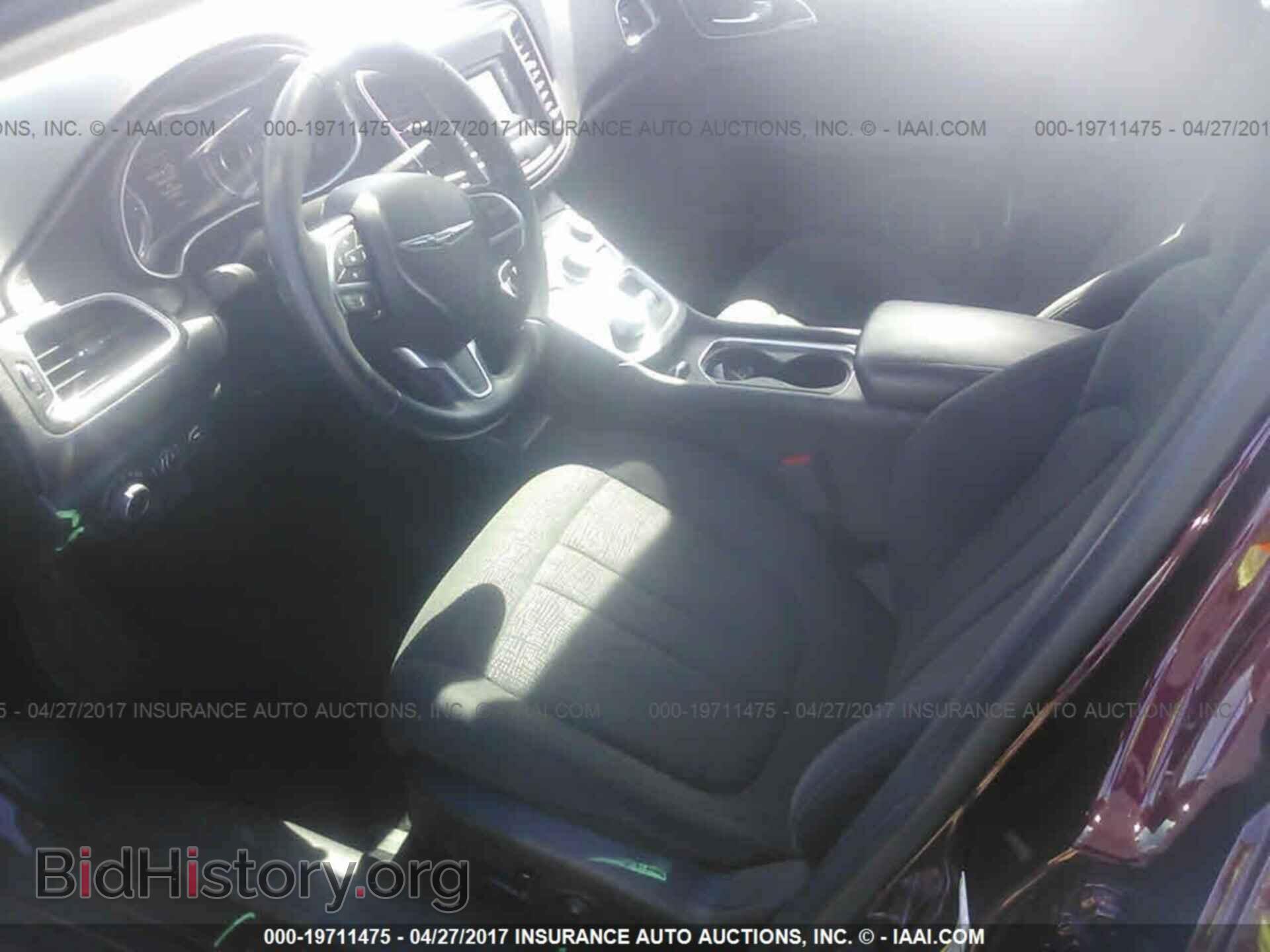 2016 Chrysler 200 - VIN: 1C3CCCAB6GN105343 - Фото 5