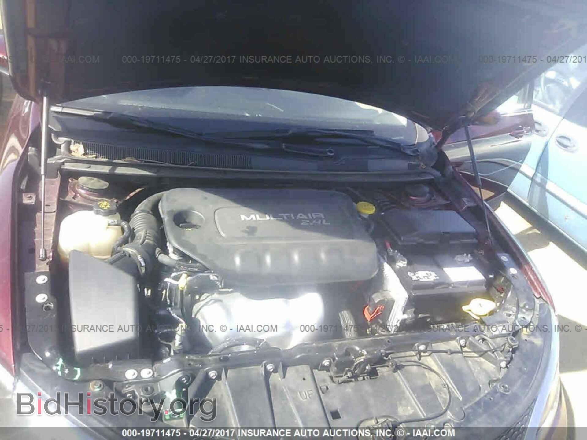 2016 Chrysler 200 - VIN: 1C3CCCAB6GN105343 - Фото 10