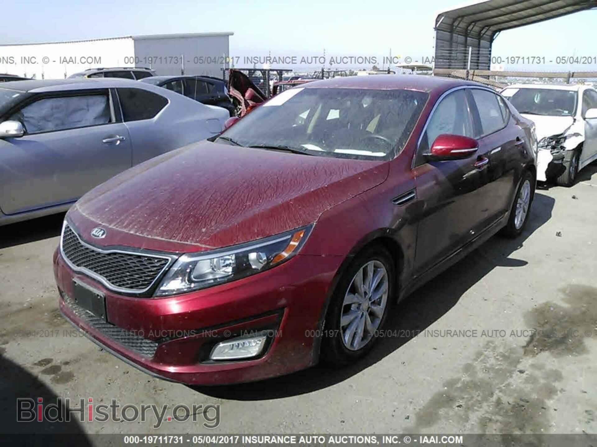 2014 Kia Optima - VIN: 5XXGM4A7XEG333396 - Photo 2