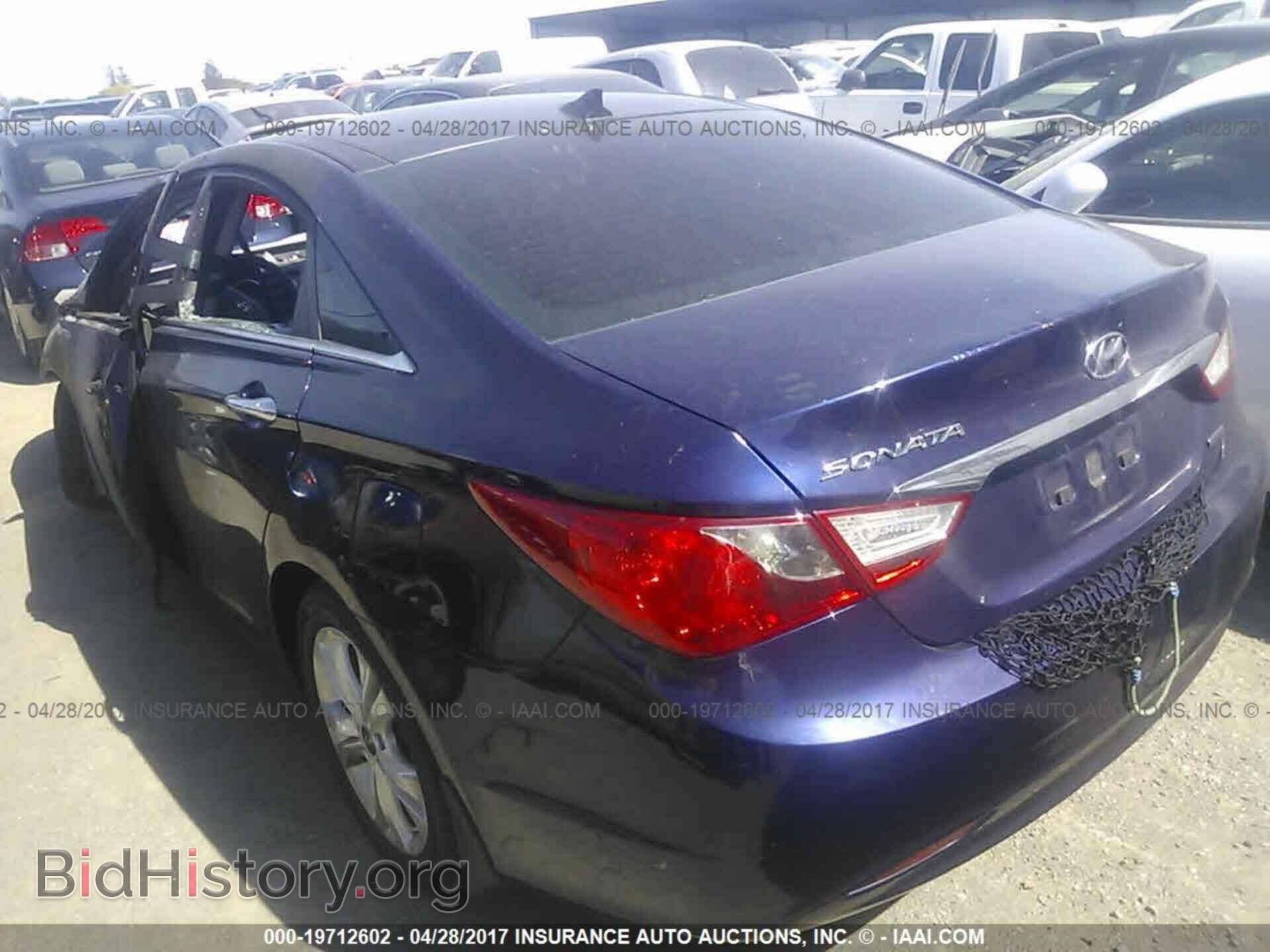 2012 Hyundai Sonata - VIN: 5NPEC4AC9CH360727 - Фото 3
