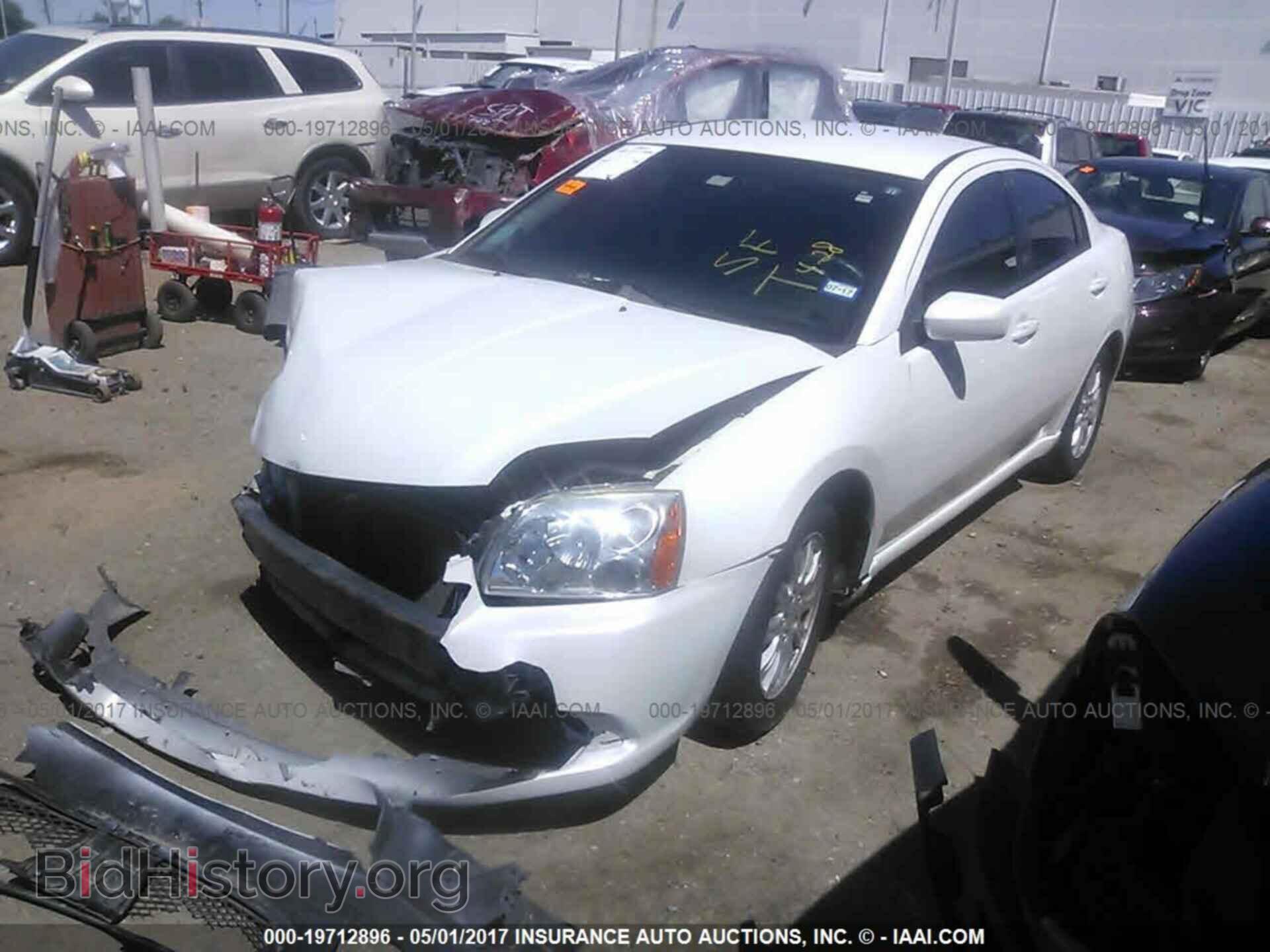 2011 Mitsubishi Galant - VIN: 4A32B2FF4BE021270 - Фото 2