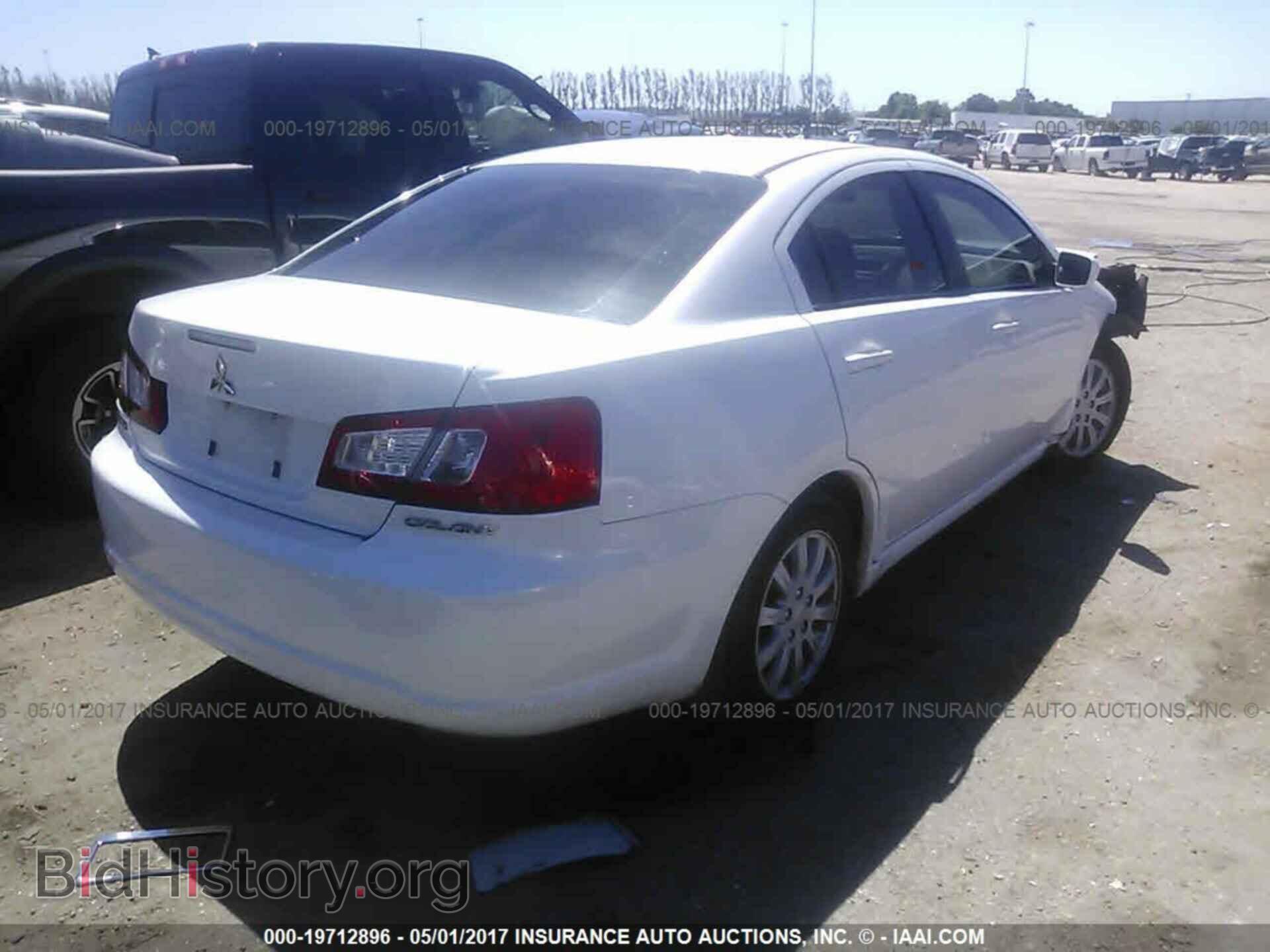 2011 Mitsubishi Galant - VIN: 4A32B2FF4BE021270 - Фото 4
