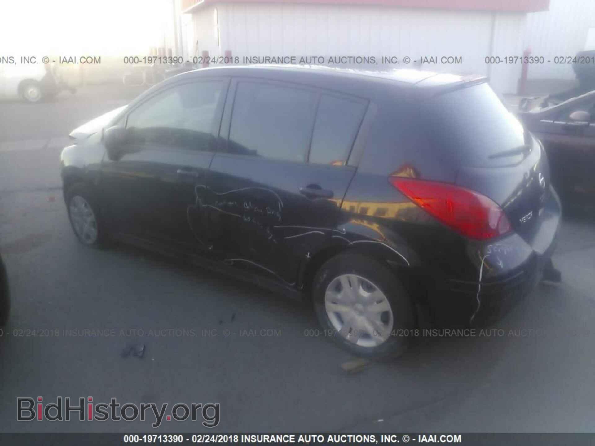 2011 Nissan Versa - VIN: 3N1BC1CP5BL498302 - Фото 3