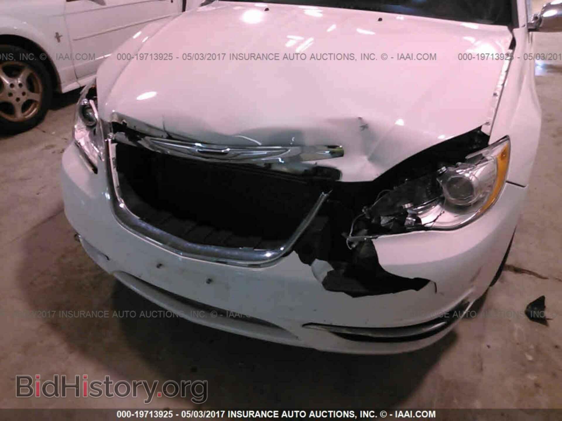 2012 Chrysler 200 - VIN: 1C3CCBCBXCN303747 - Фото 6