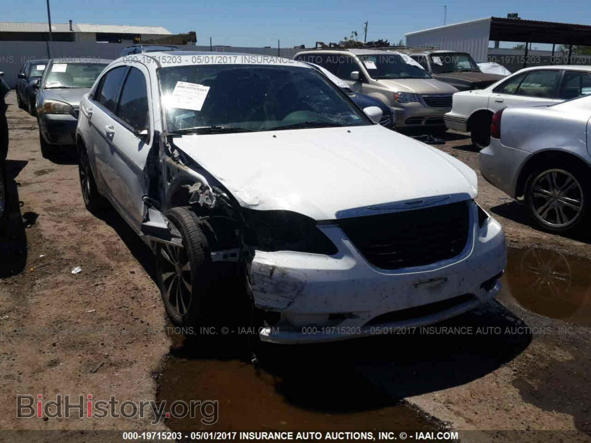 Photo 1C3CCBBB6DN513720 - Chrysler 200 2013