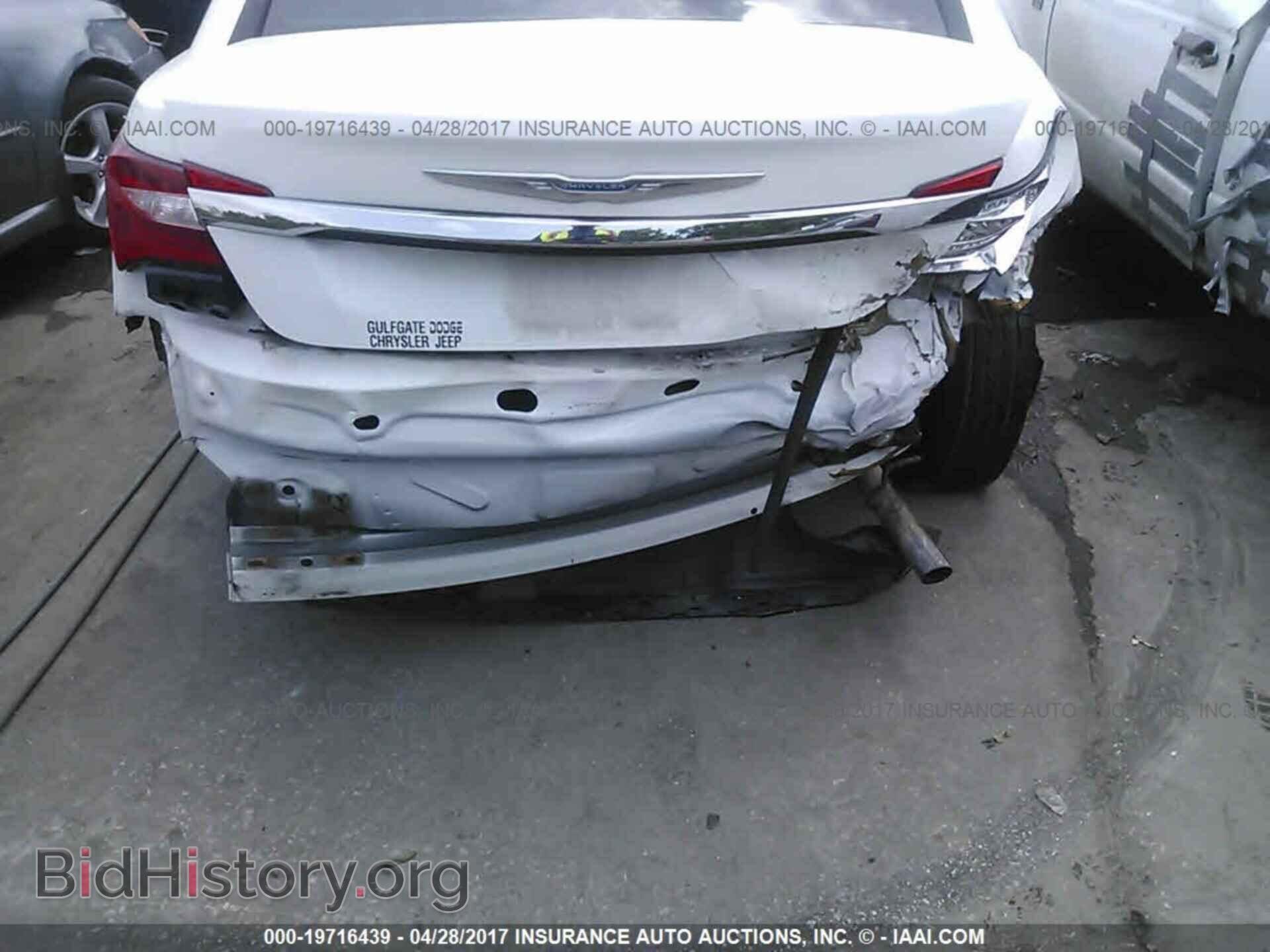 2013 Chrysler 200 - VIN: 1C3CCBAB0DN622563 - Photo 6