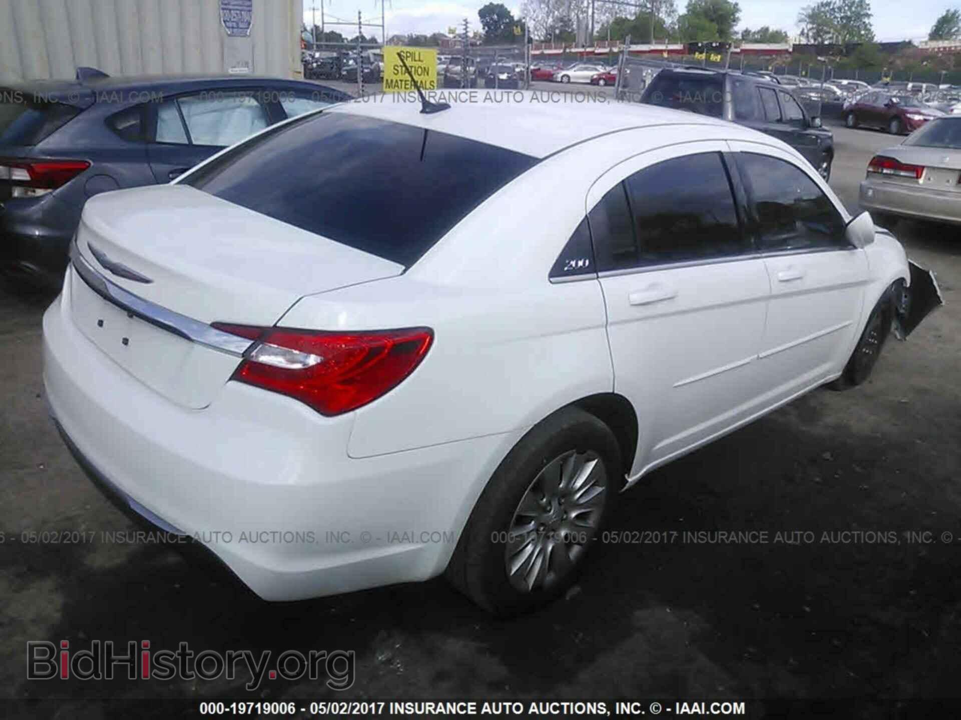 2012 Chrysler 200 - VIN: 1C3CCBAB9CN248520 - Фото 4