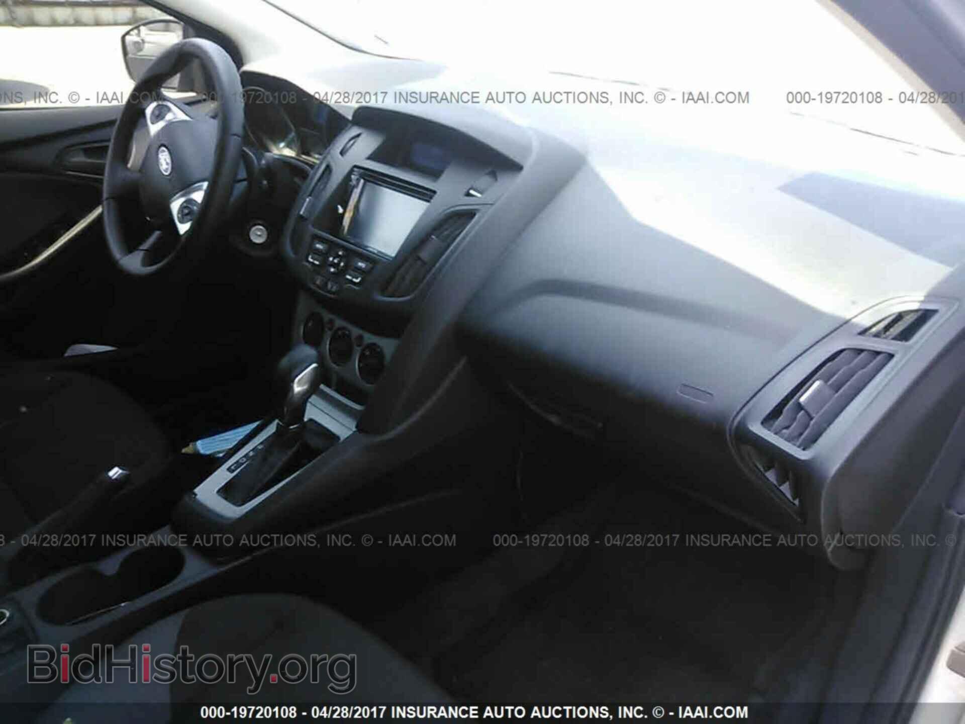 2012 Ford Focus - VIN: 1FAHP3F22CL217213 - Photo 5