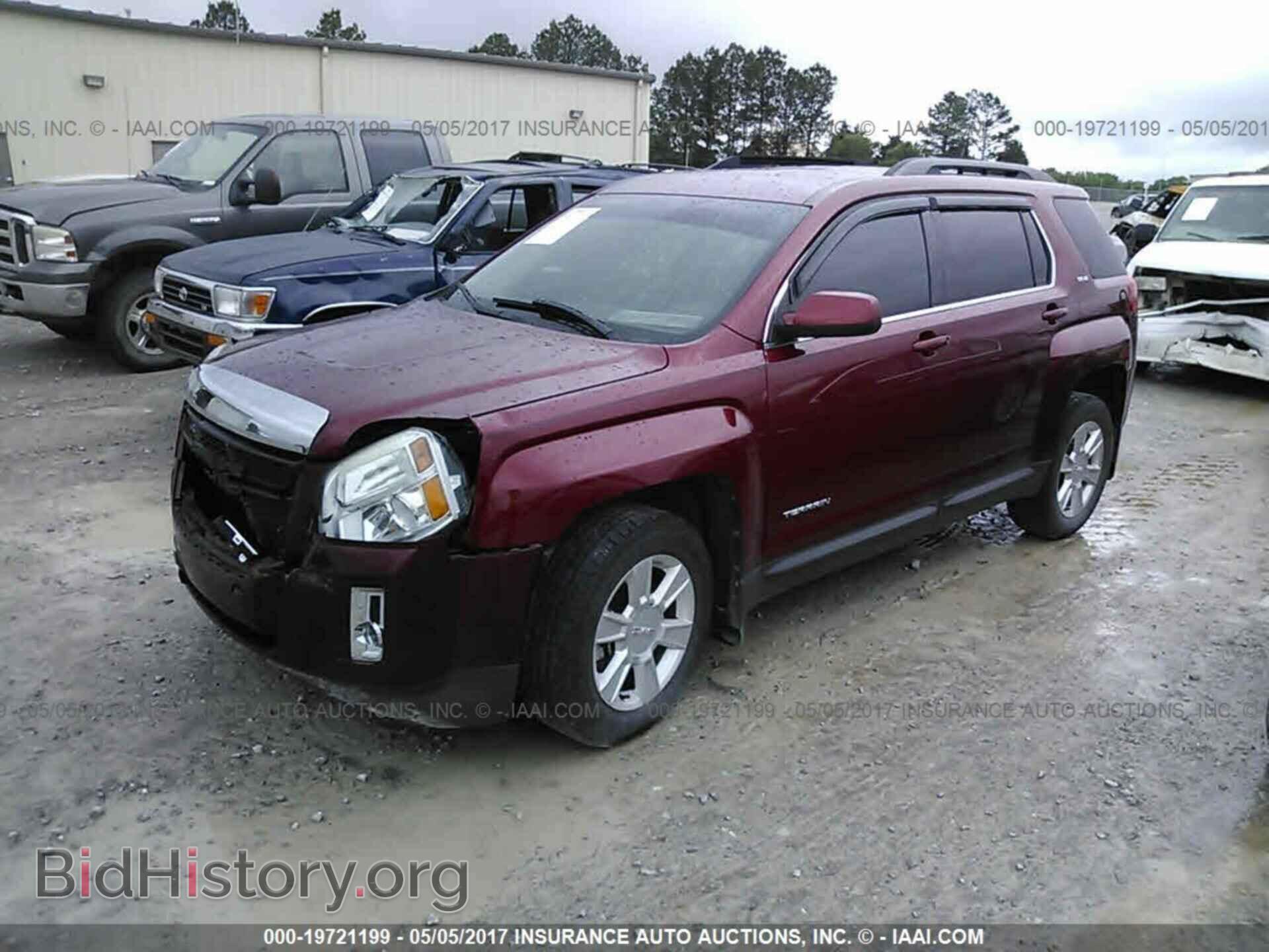 2011 Gmc Terrain - VIN: 2CTALSEC7B6332977 - Photo 2
