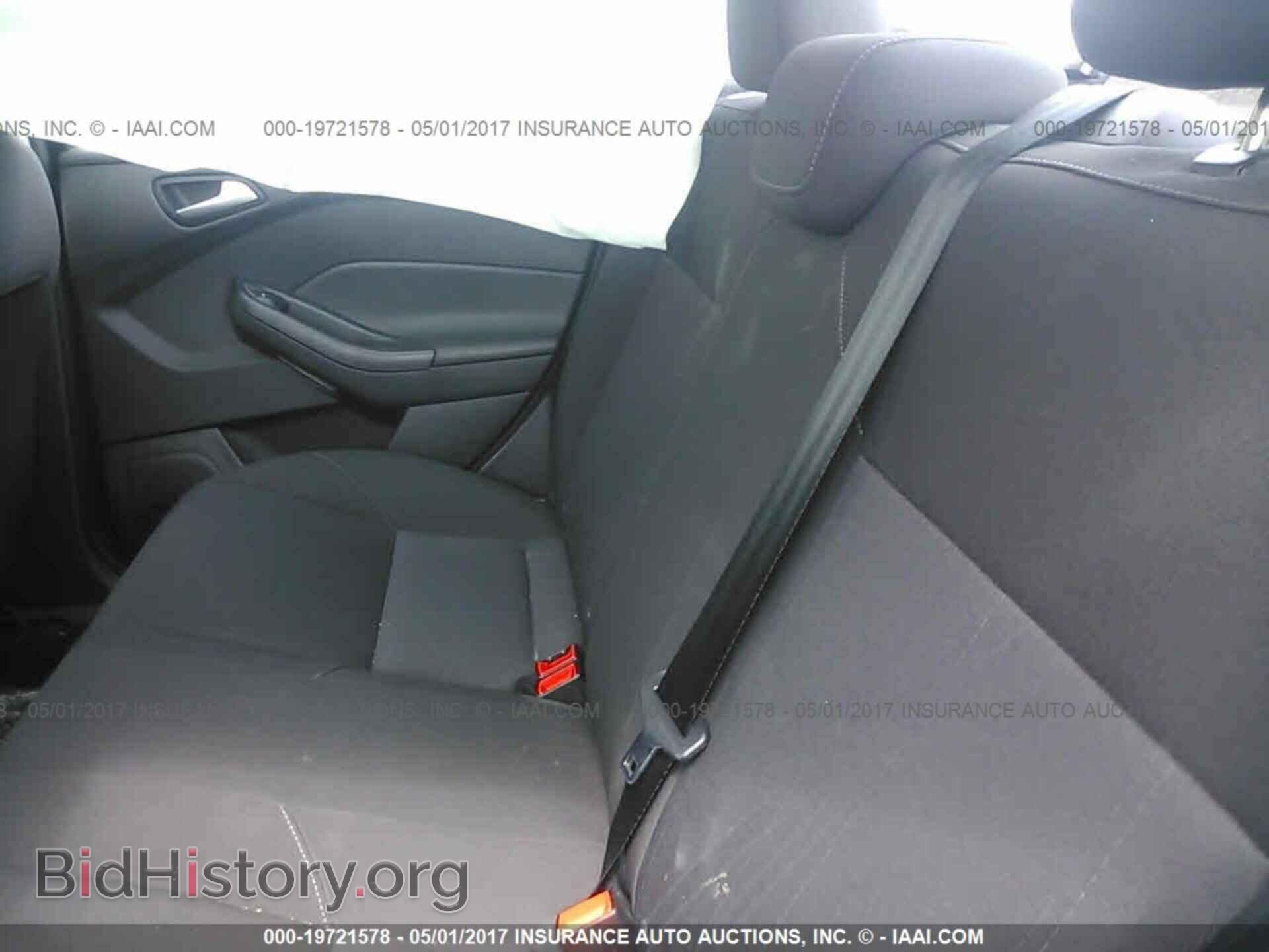 2015 Ford Focus - VIN: 1FADP3FE5FL372982 - Photo 8