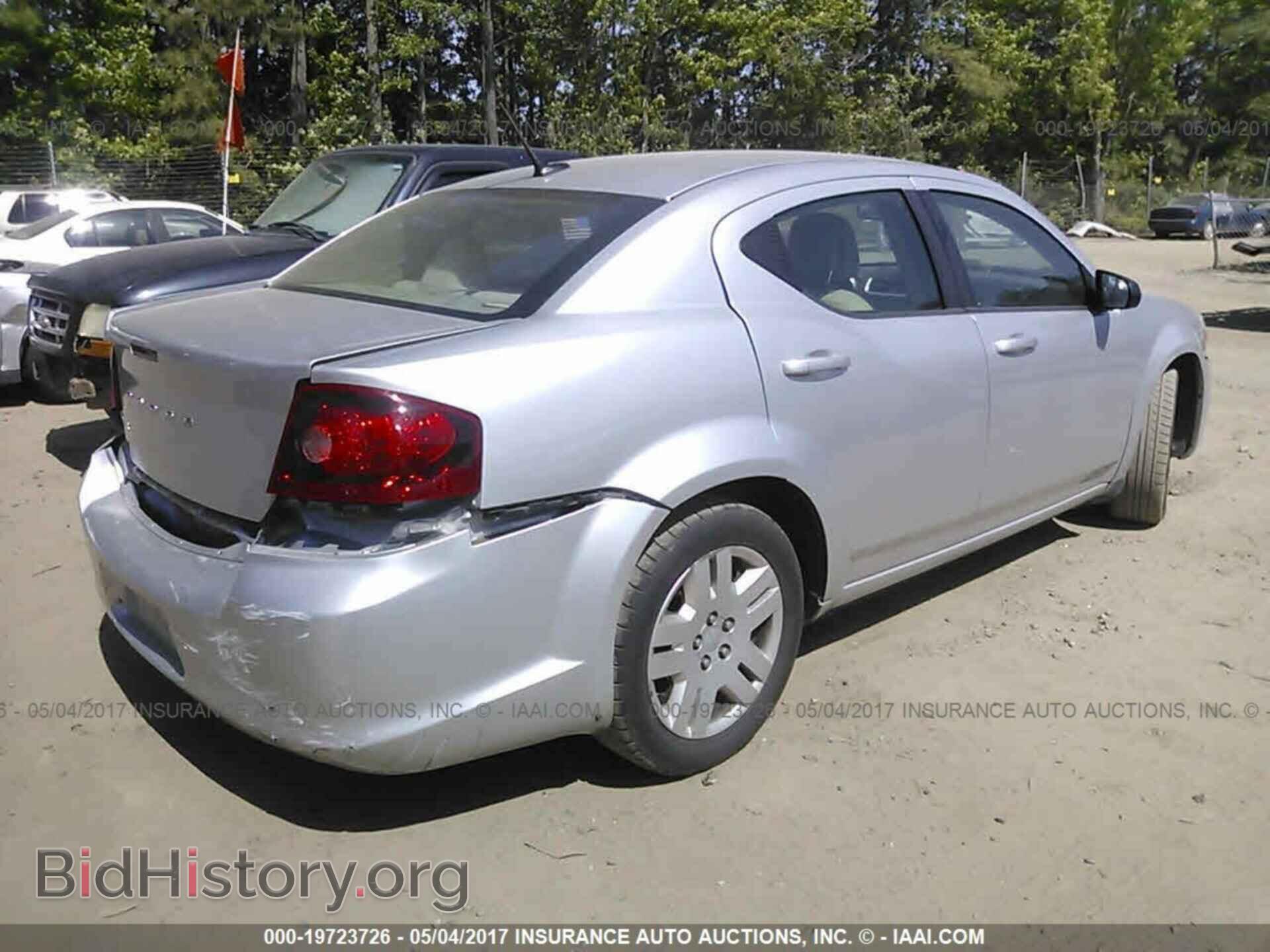 2011 Dodge Avenger - VIN: 1B3BD4FB8BN556237 - Фото 4