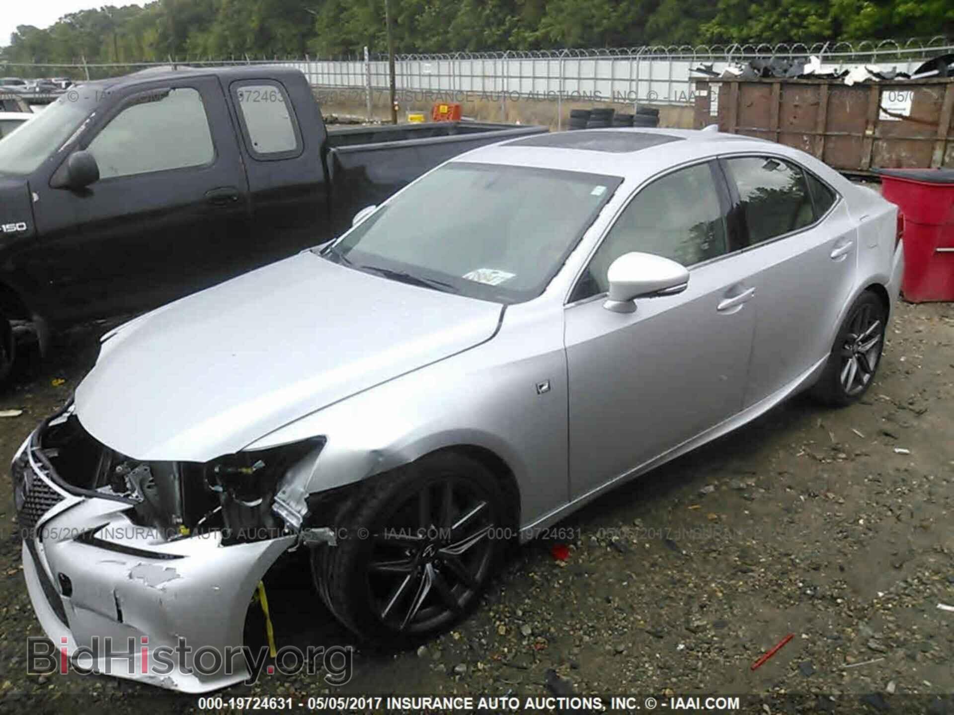 2014 Lexus Is - VIN: JTHBF1D25E5012260 - Photo 2