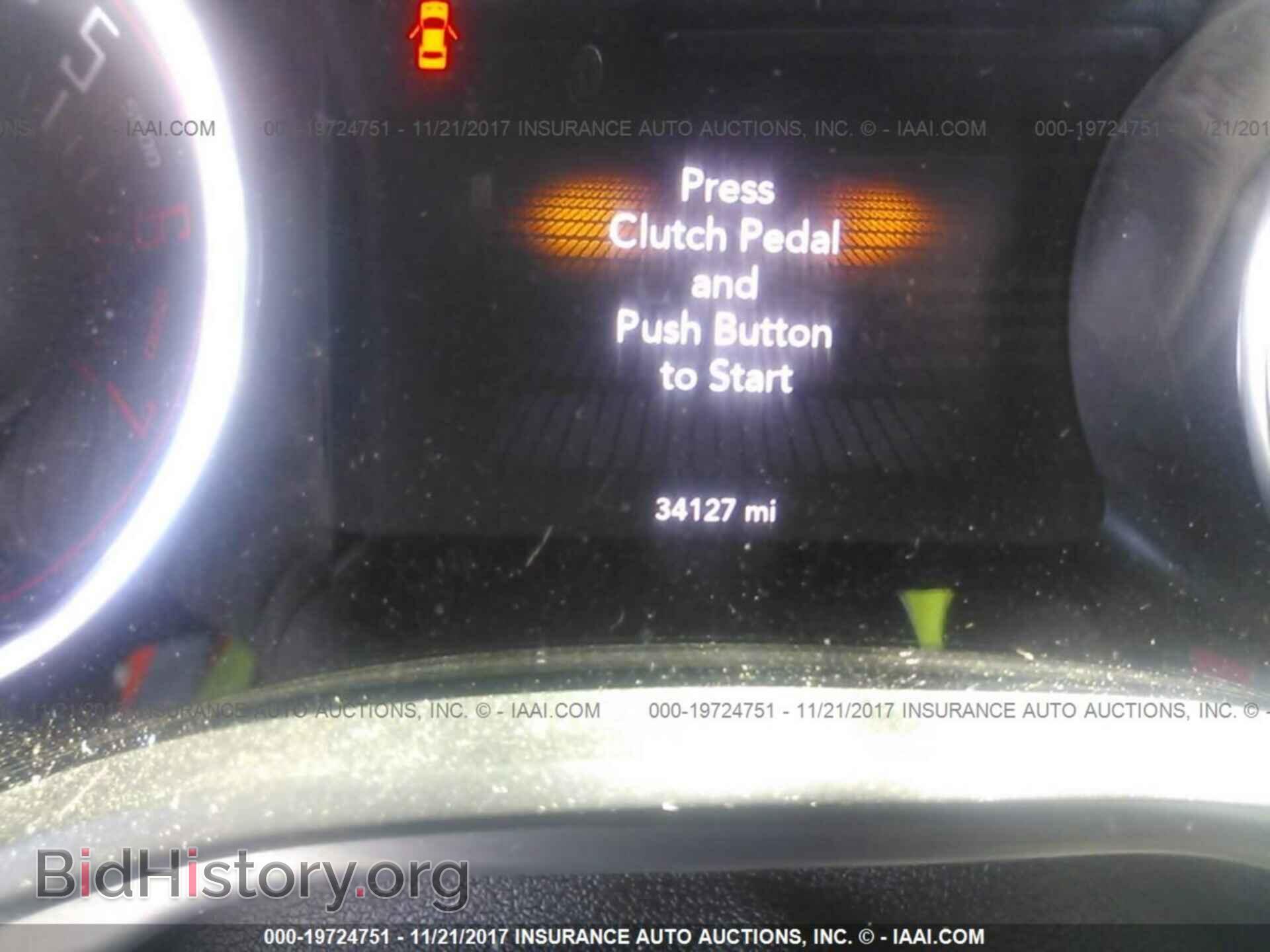 2015 Dodge Challenger - VIN: 2C3CDZATXFH712605 - Фото 10
