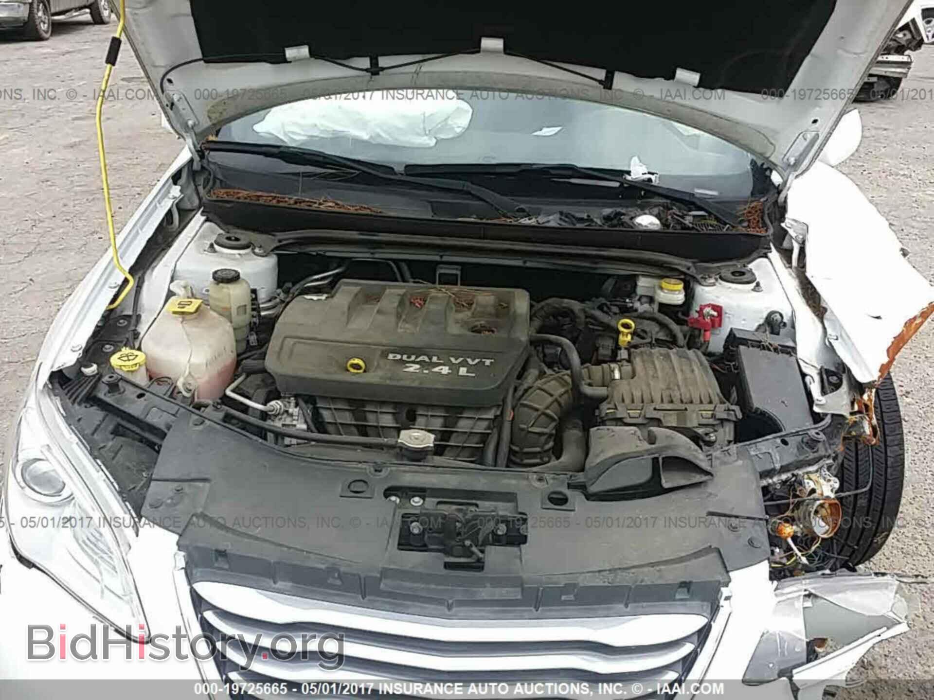 2012 Chrysler 200 - VIN: 1C3CCBAB0CN149410 - Photo 10
