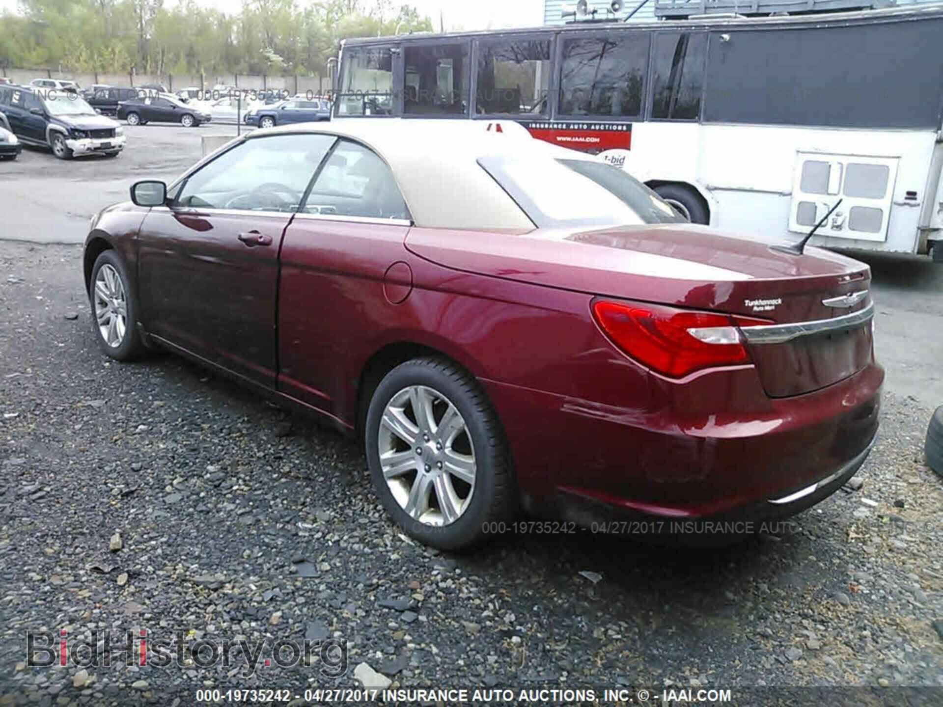 2012 Chrysler 200 - VIN: 1C3BCBEB3CN192385 - Photo 3