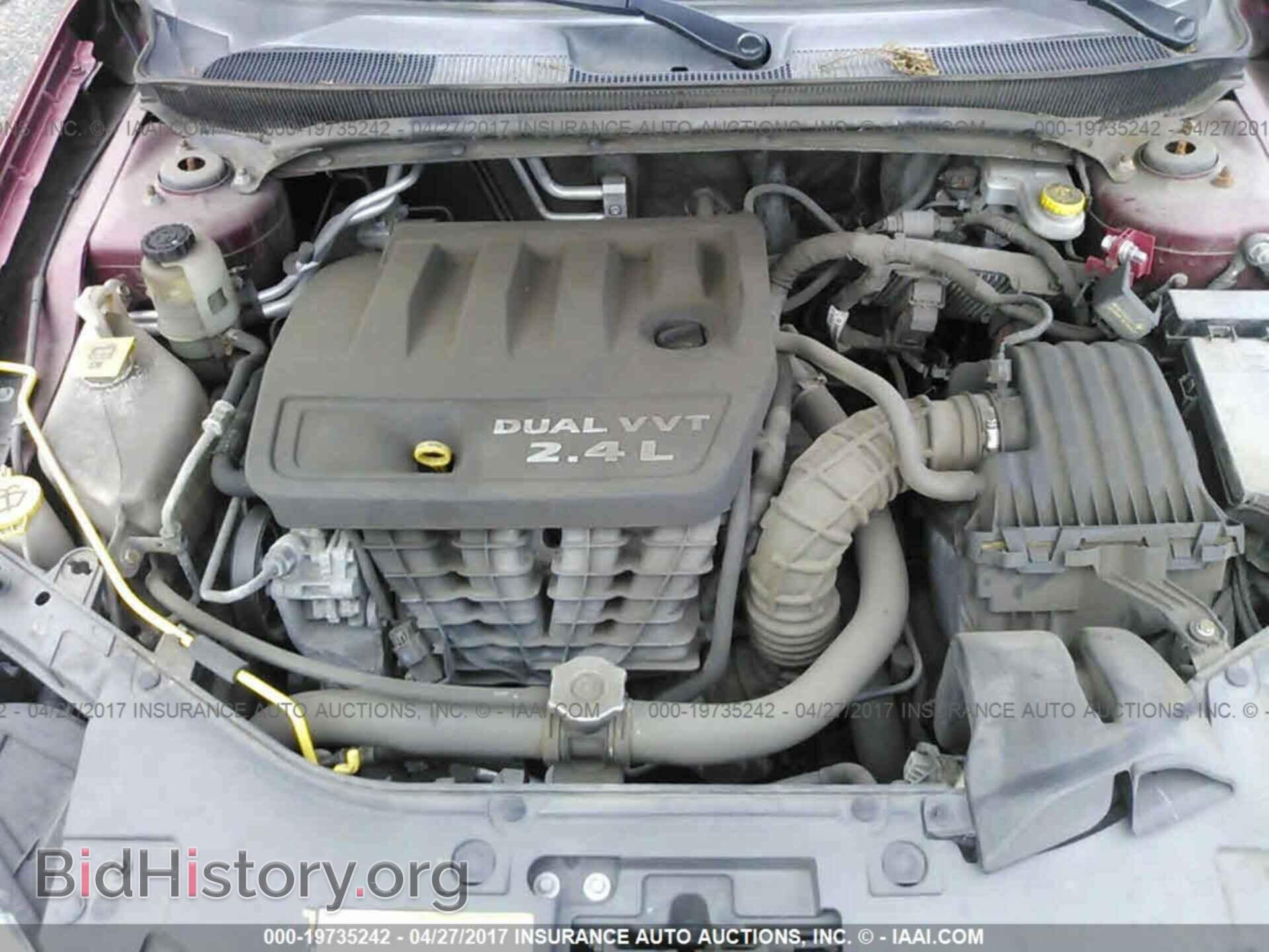 2012 Chrysler 200 - VIN: 1C3BCBEB3CN192385 - Photo 10