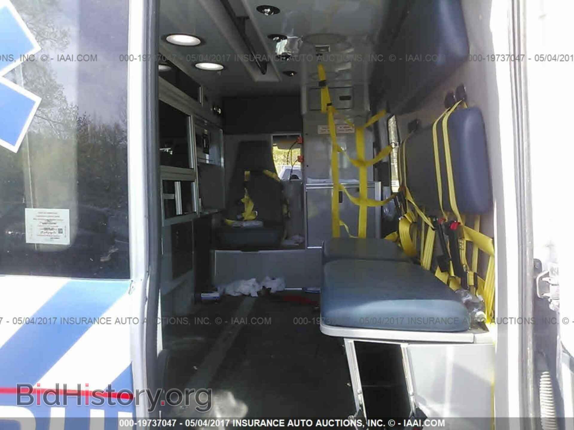 2016 Ford Transit - VIN: 1FDYR2CM7GKA69023 - Photo 8