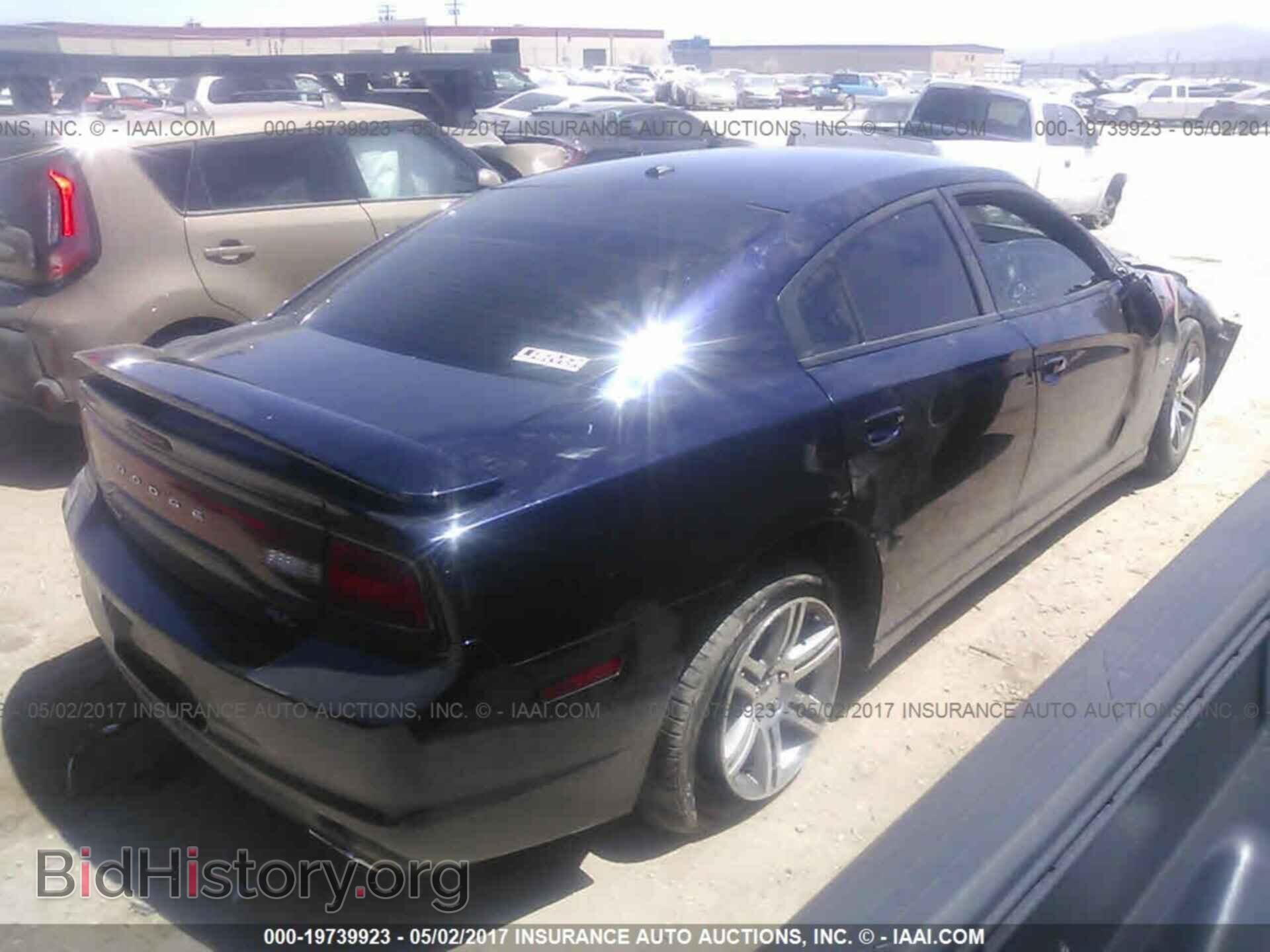 2012 Dodge Charger - VIN: 2C3CDXCT7CH200930 - Photo 4