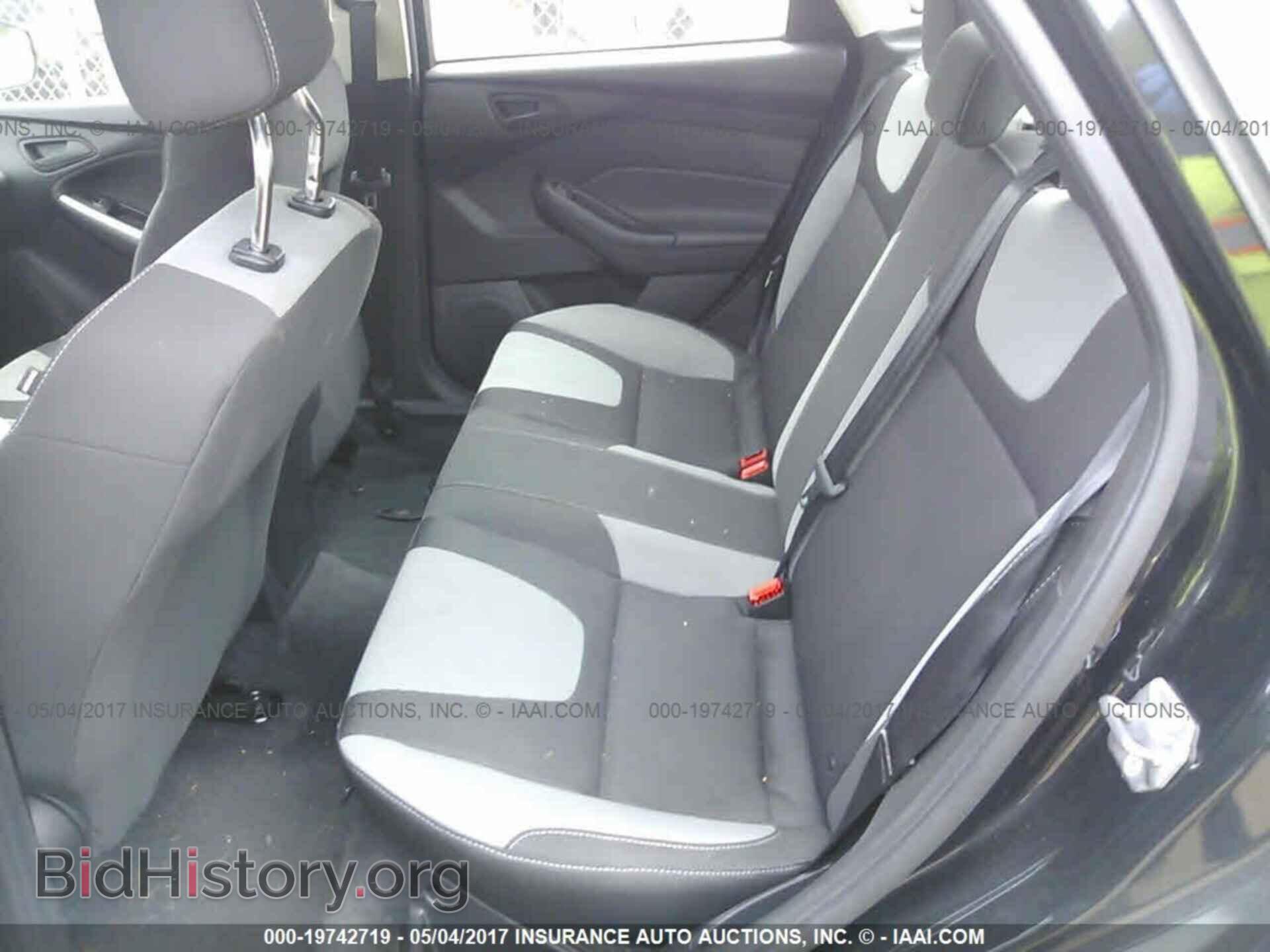 2012 Ford Focus - VIN: 1FAHP3F25CL167018 - Photo 8