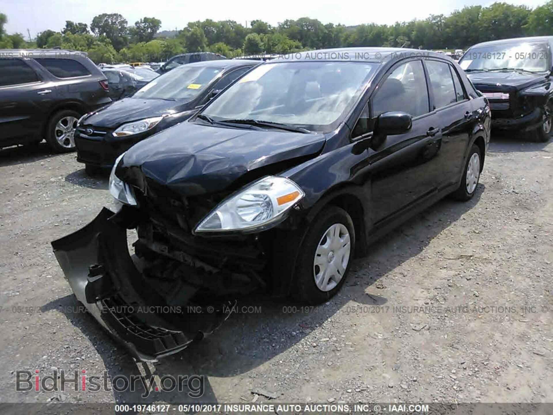 2011 Nissan Versa - VIN: 3N1BC1AP4BL406535 - Фото 2