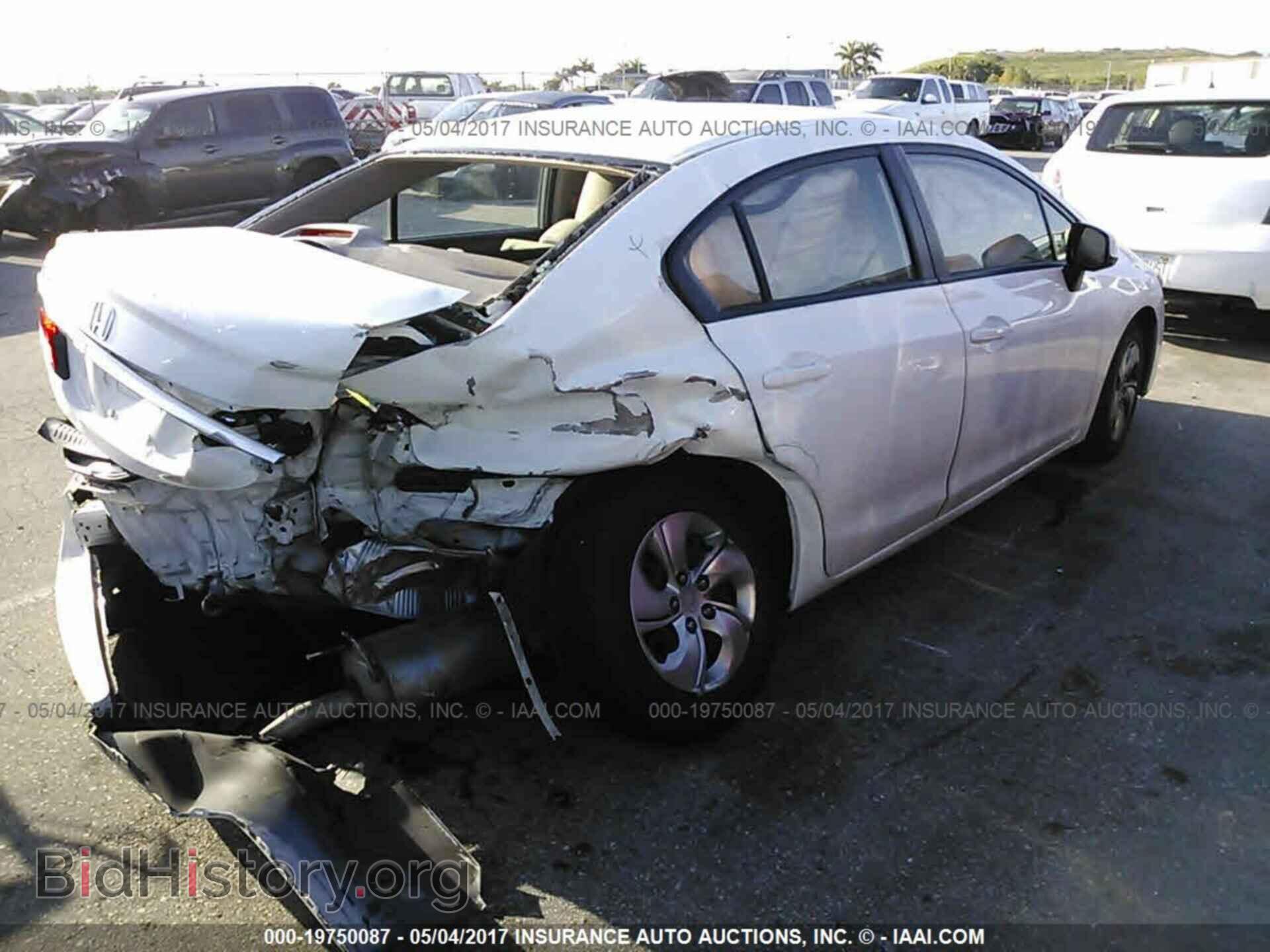 2013 Honda Civic - VIN: 19XFB2F58DE097321 - Photo 4
