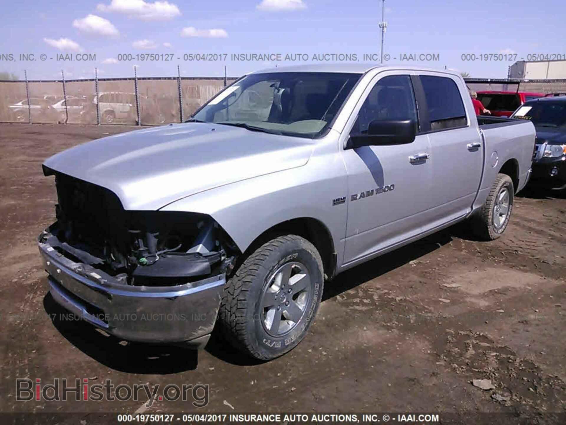 2011 Dodge Ram 1500 - VIN: 1D7RV1CT1BS597760 - Фото 2