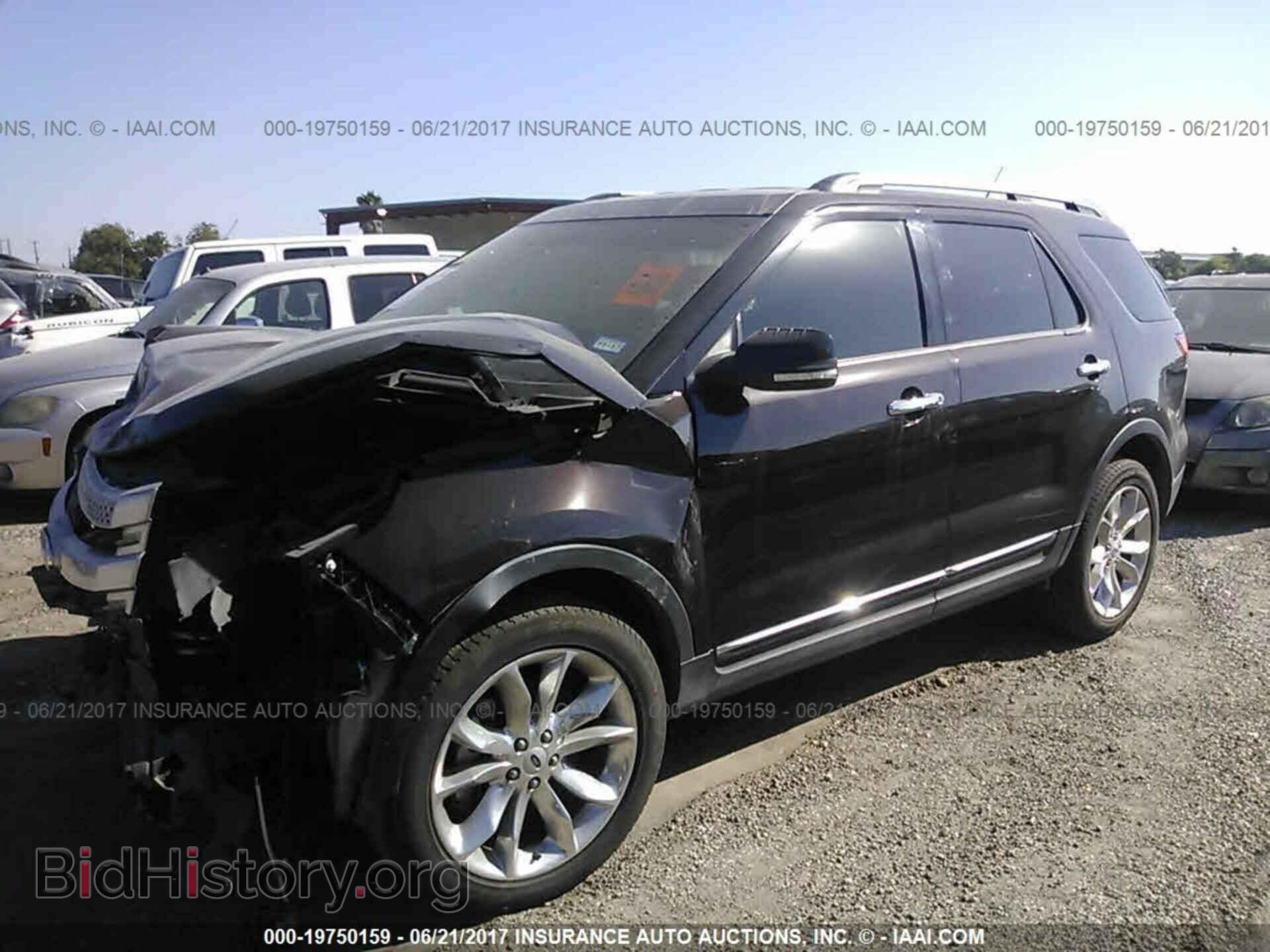 2014 Ford Explorer - VIN: 1FM5K7D82EGA99651 - Photo 2