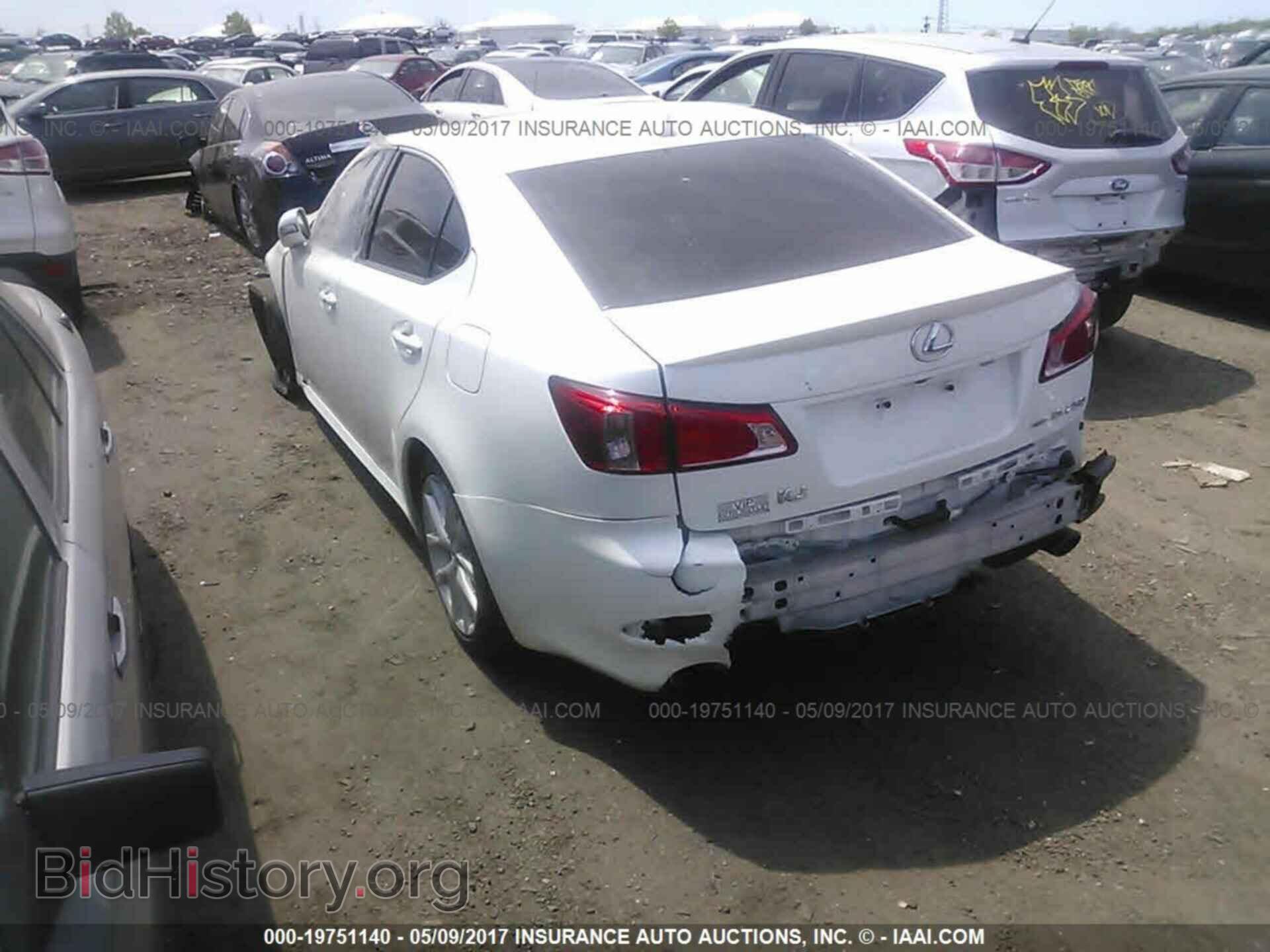 2011 Lexus Is - VIN: JTHCF5C29B5049935 - Photo 3