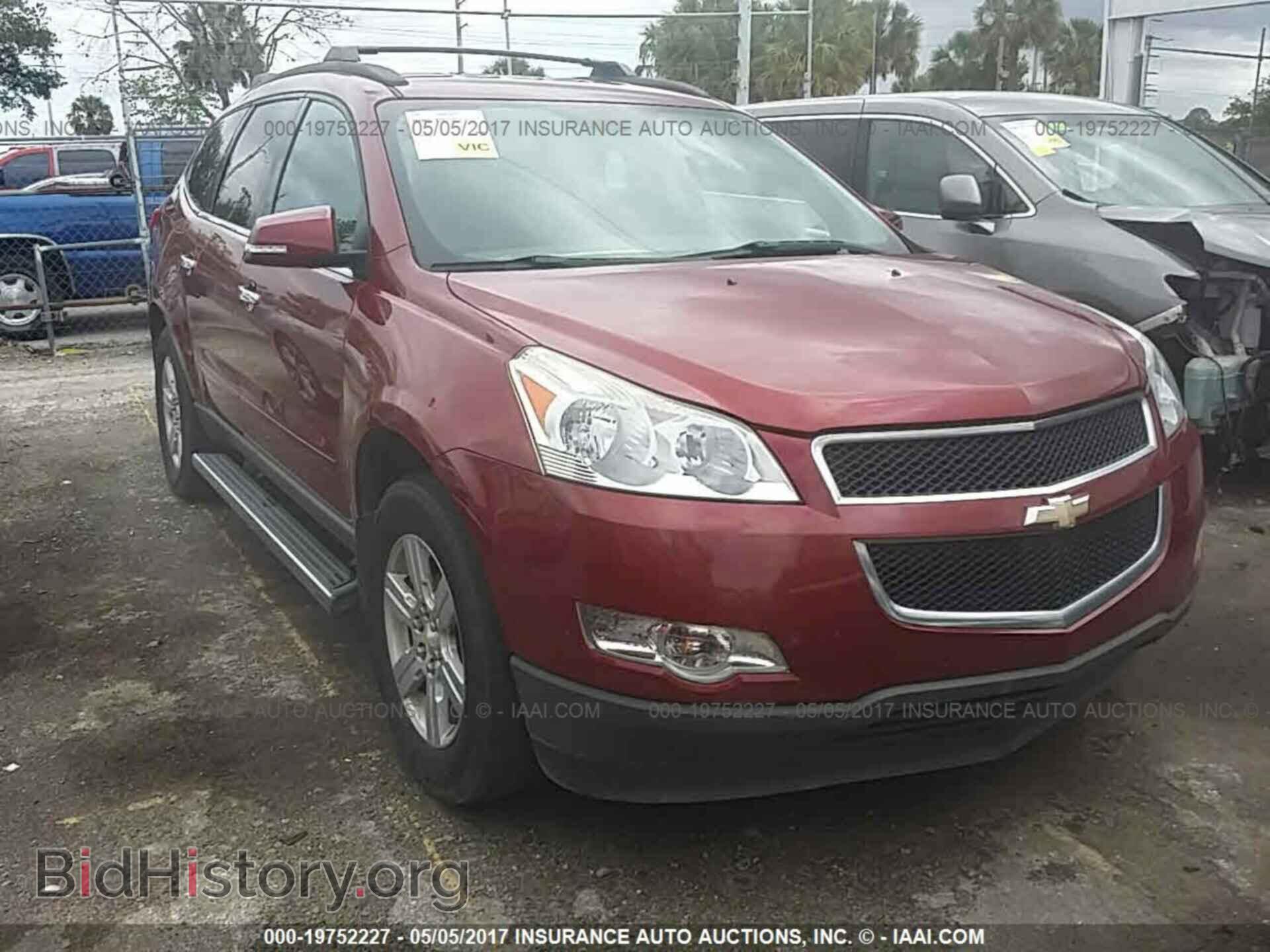 Photo 1GNKRGED3BJ320162 - Chevrolet Traverse 2011