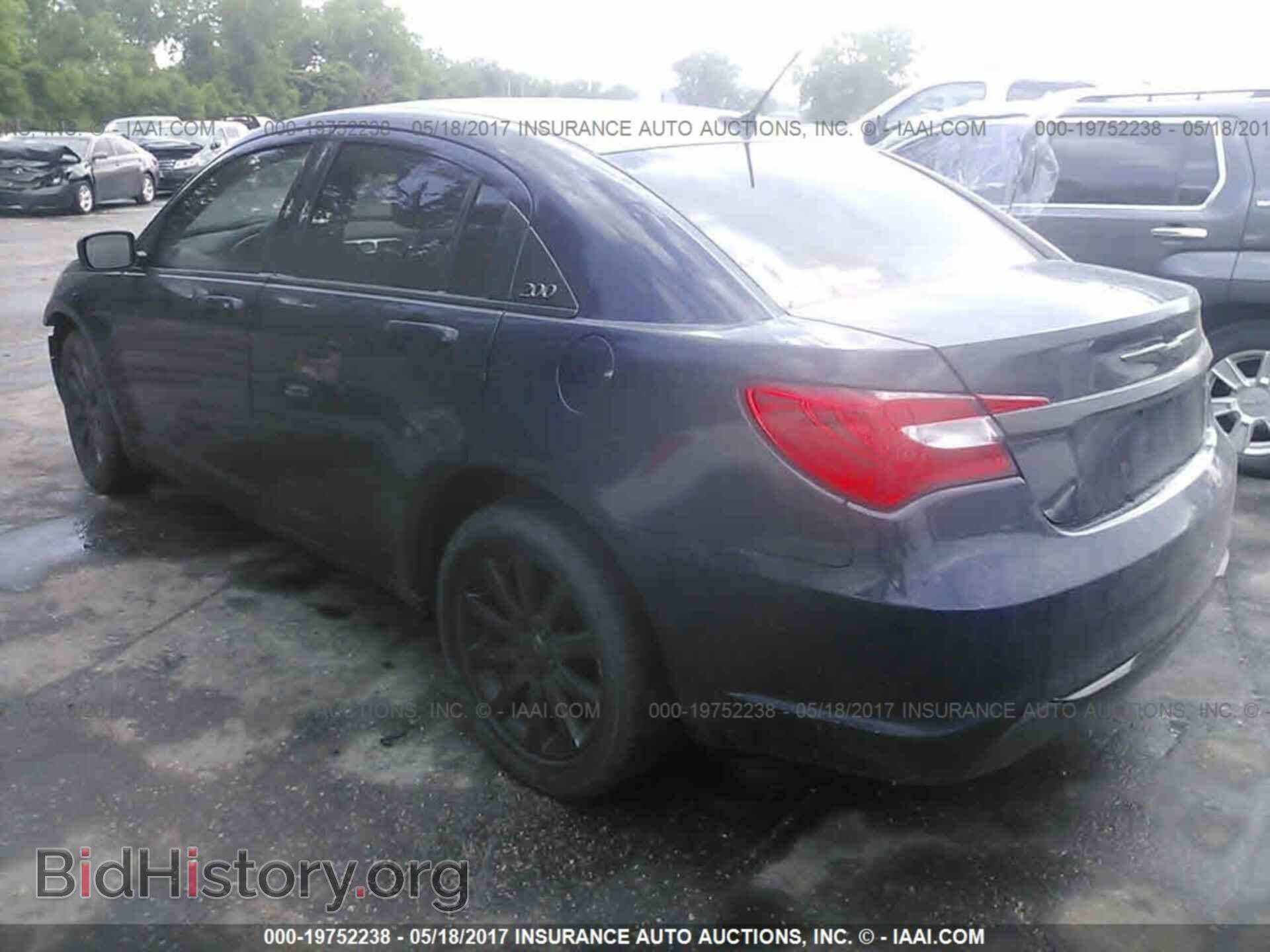 2013 Chrysler 200 - VIN: 1C3CCBBB6DN667196 - Photo 3