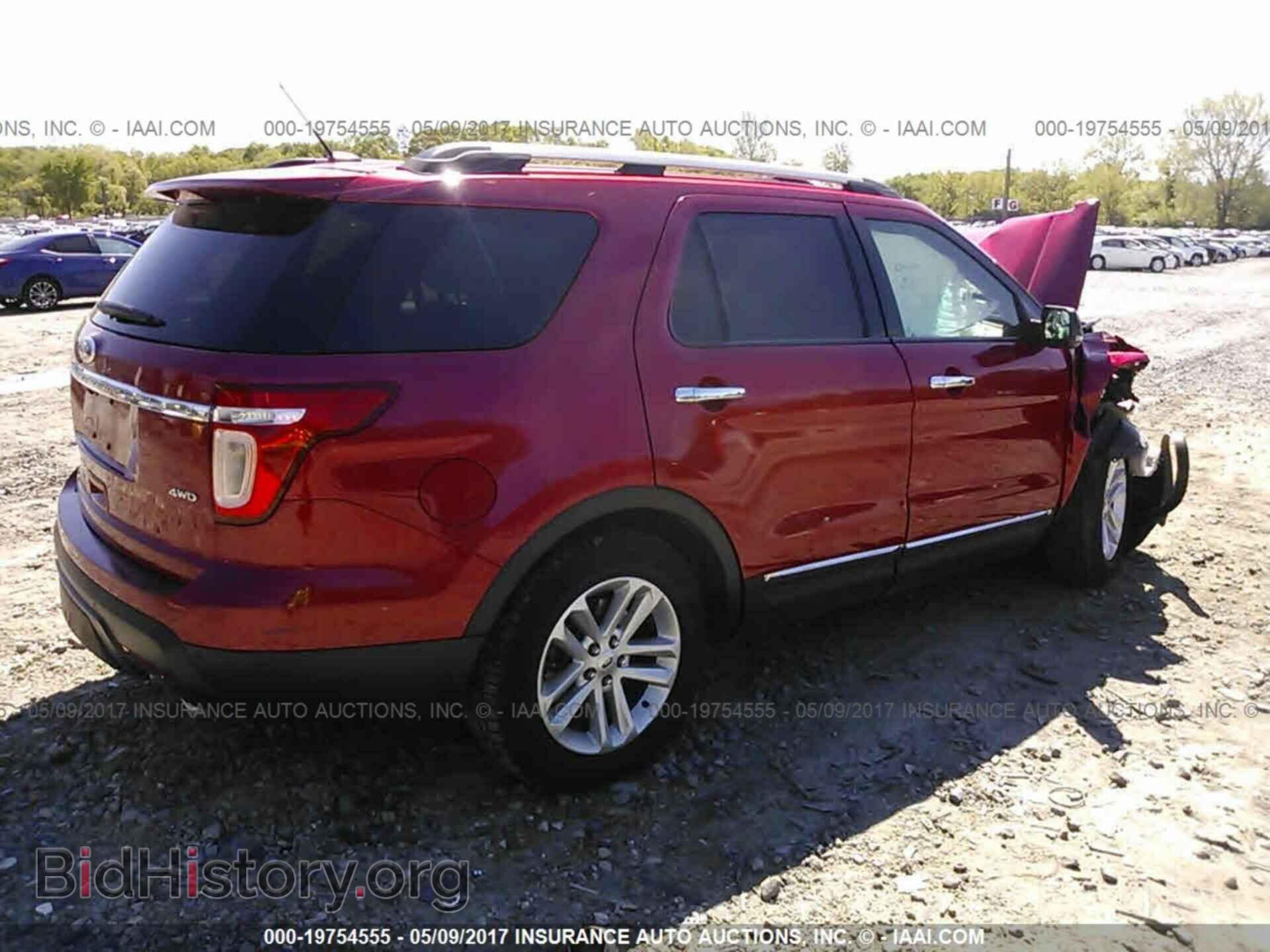 2012 Ford Explorer - VIN: 1FMHK8D86CGA14942 - Photo 4