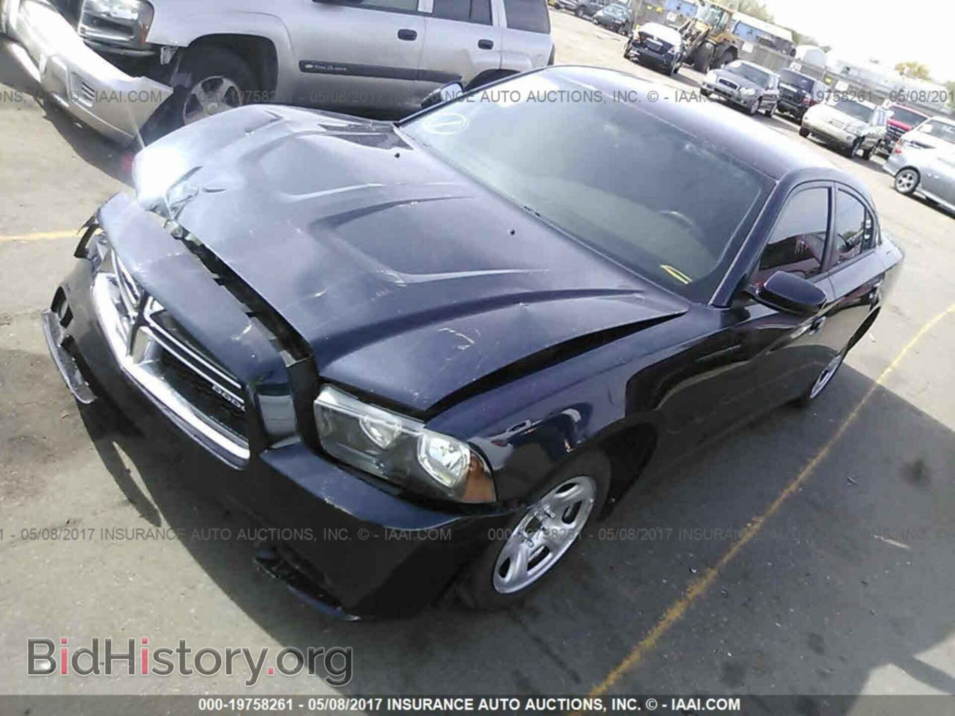 2011 Dodge Charger - VIN: 2B3CL1CT1BH539629 - Фото 2