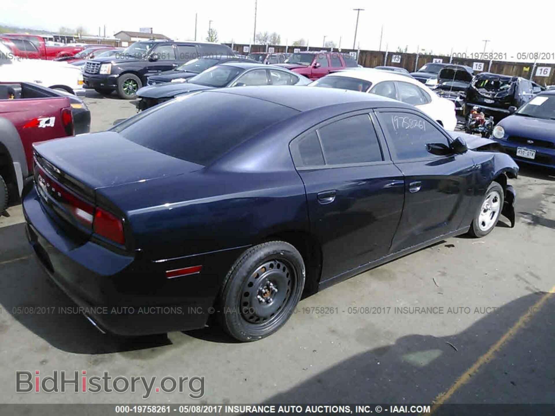 2011 Dodge Charger - VIN: 2B3CL1CT1BH539629 - Фото 4