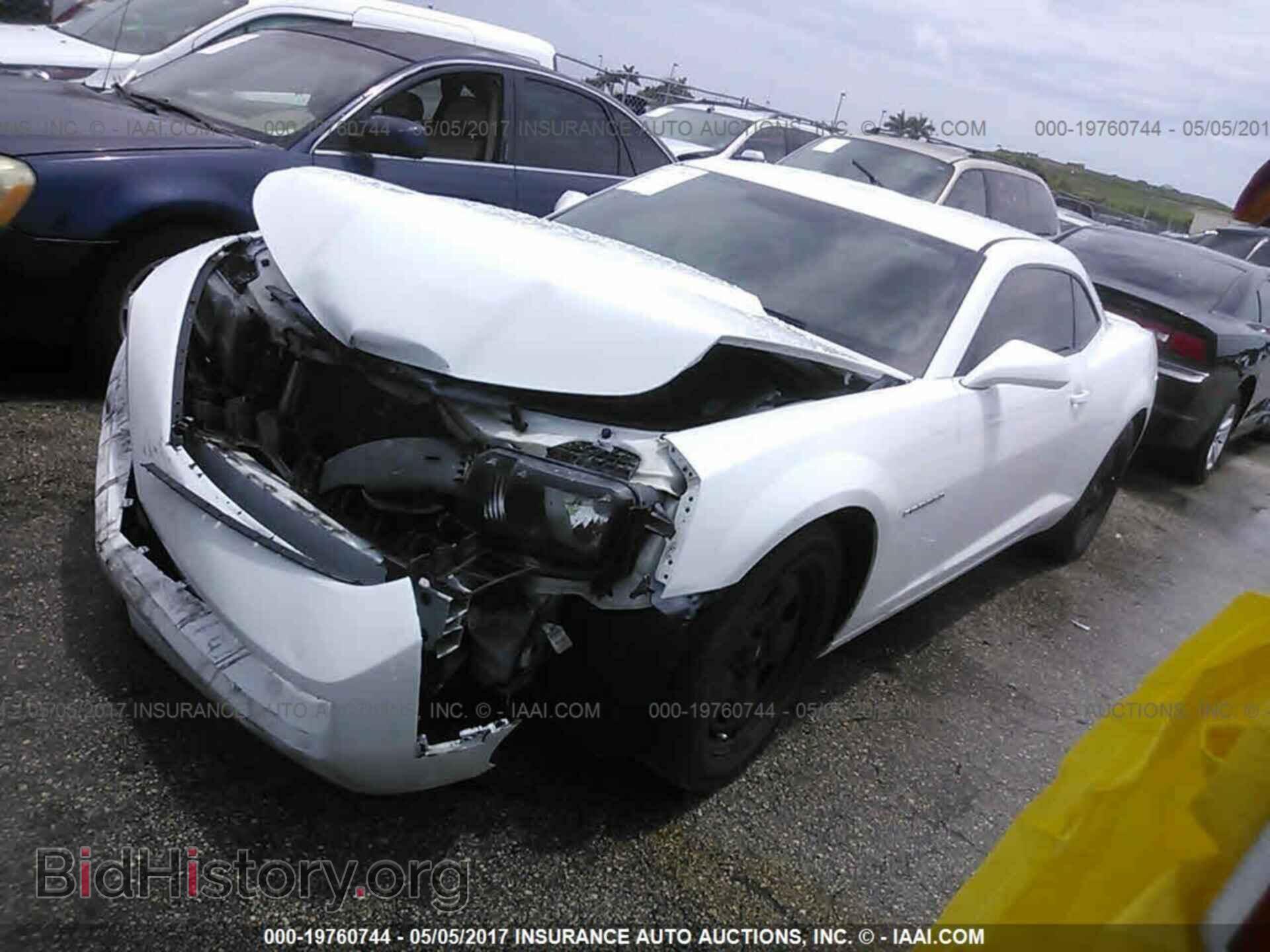 2012 Chevrolet Camaro - VIN: 2G1FA1E37C9111888 - Фото 2