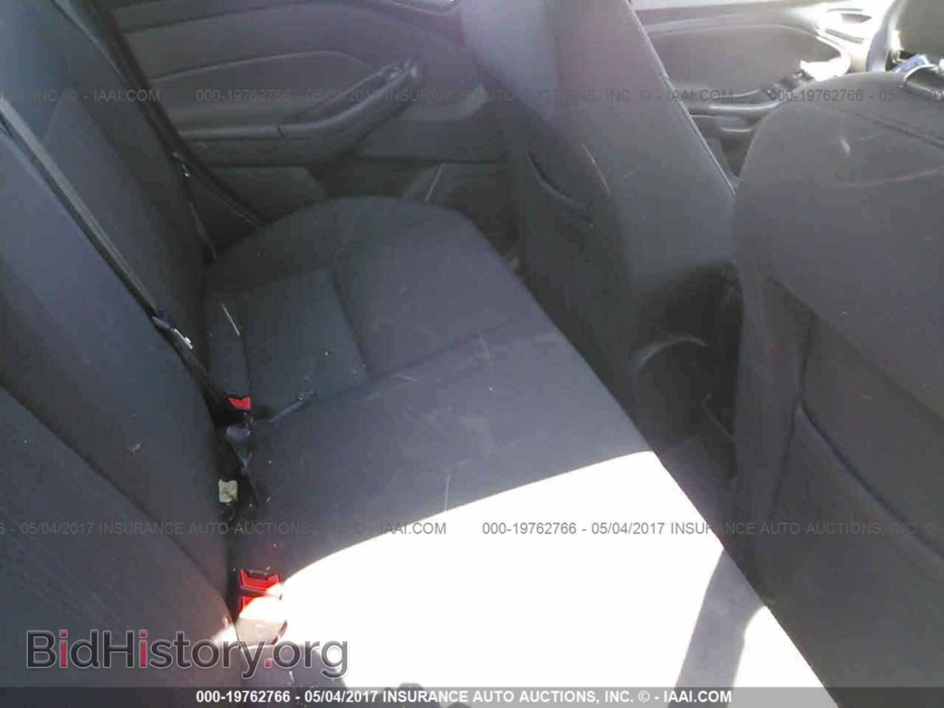 2016 Ford Focus - VIN: 1FADP3F28GL205331 - Photo 8
