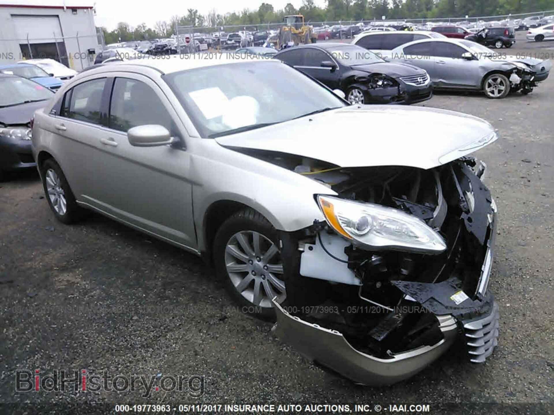 Фотография 1C3CCBBB6DN723704 - Chrysler 200 2013