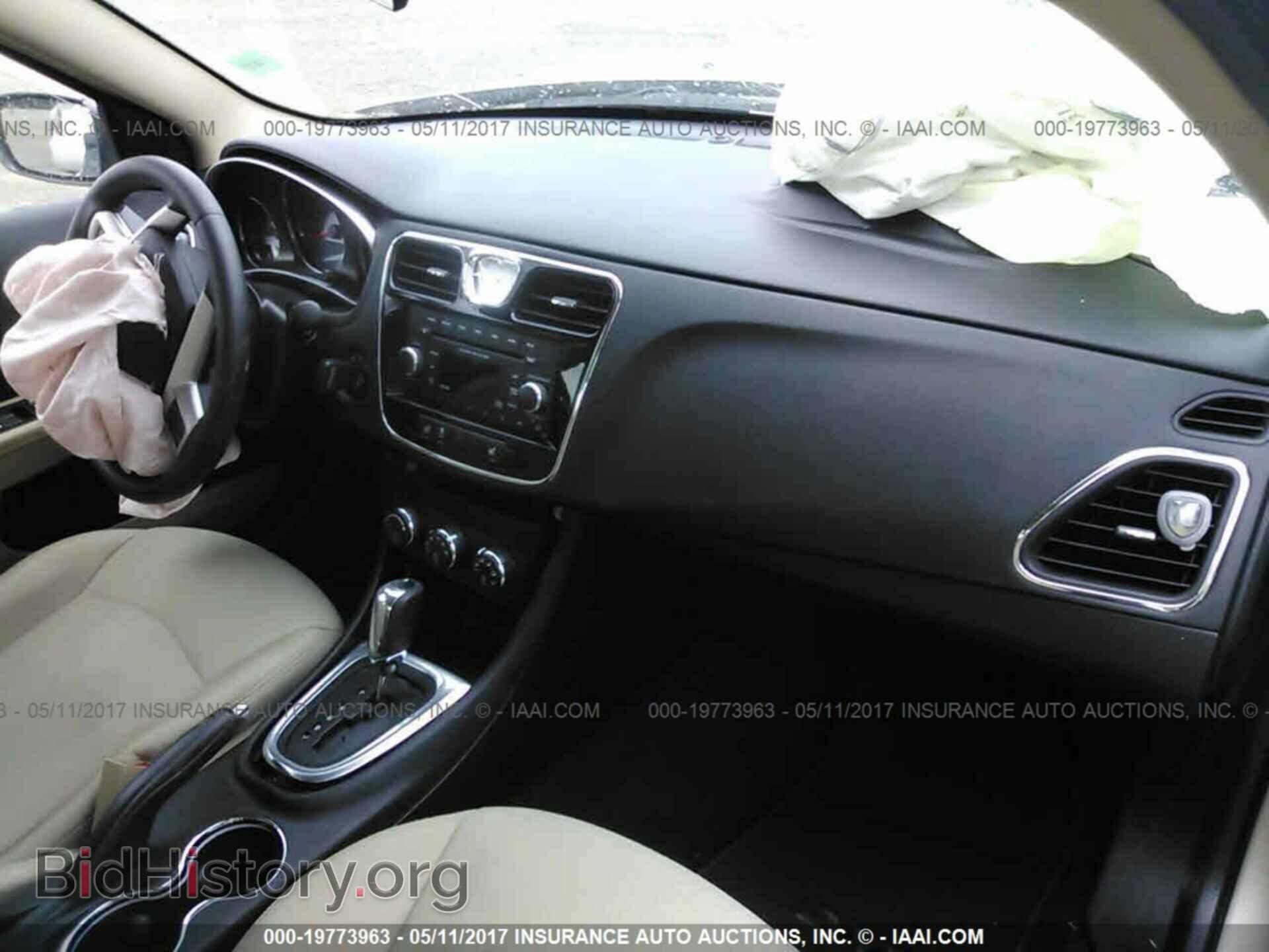 2013 Chrysler 200 - VIN: 1C3CCBBB6DN723704 - Фото 5