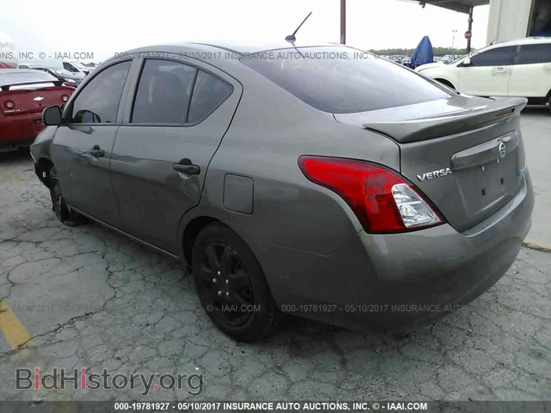 2014 Nissan Versa - VIN: 3N1CN7AP7EL841992 - Фото 3