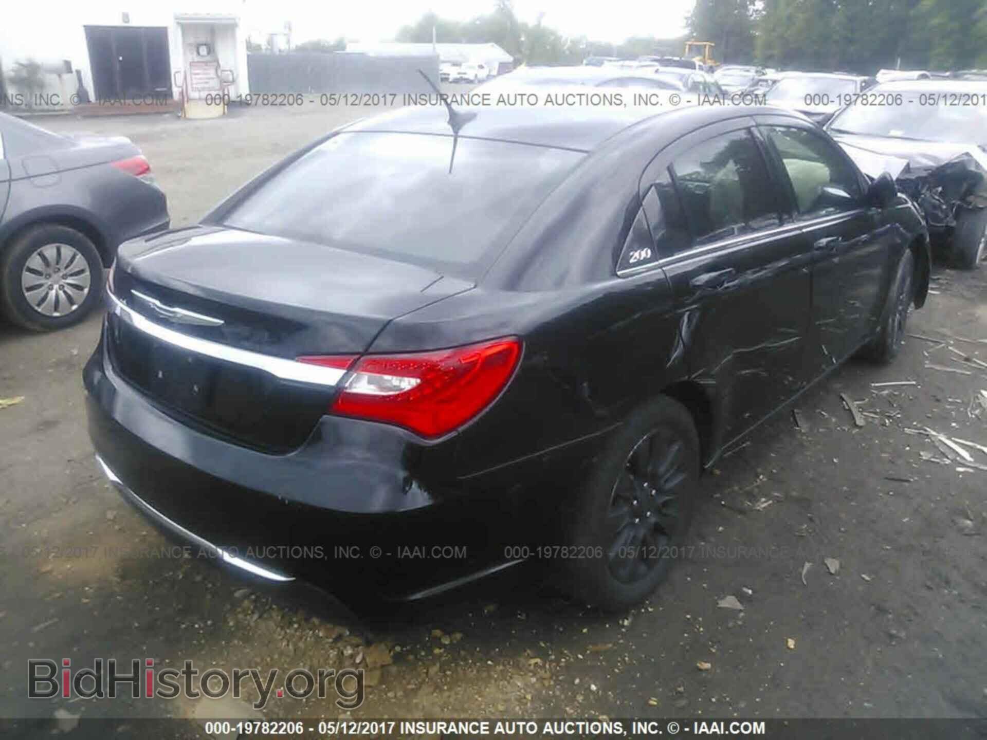 2012 Chrysler 200 - VIN: 1C3CCBAB8CN292458 - Photo 4