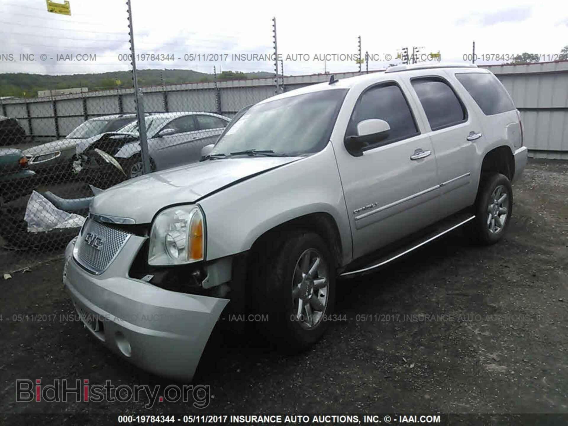 2011 Gmc Yukon - VIN: 1GKS2EEF0BR285234 - Фото 2