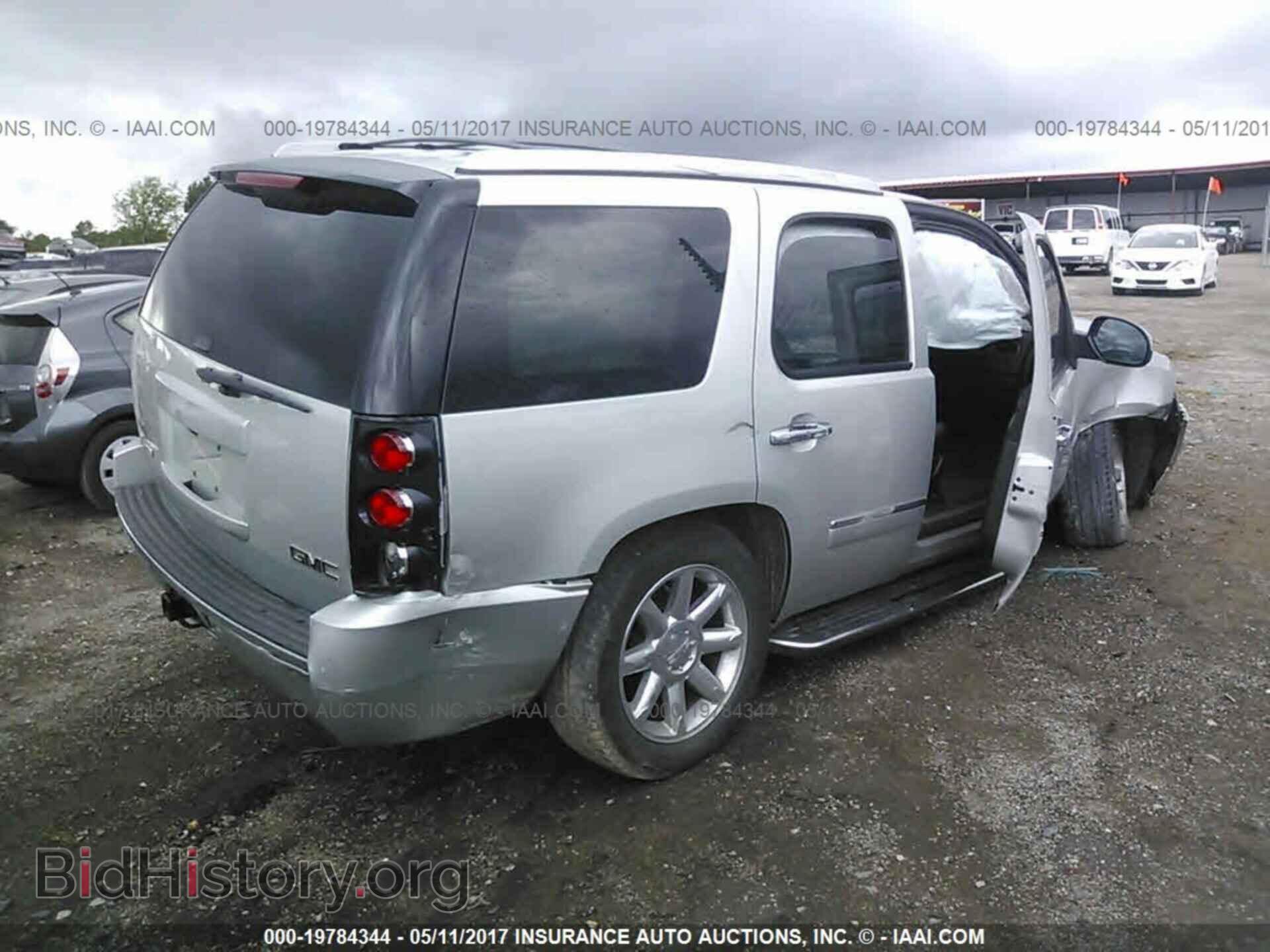 2011 Gmc Yukon - VIN: 1GKS2EEF0BR285234 - Фото 4