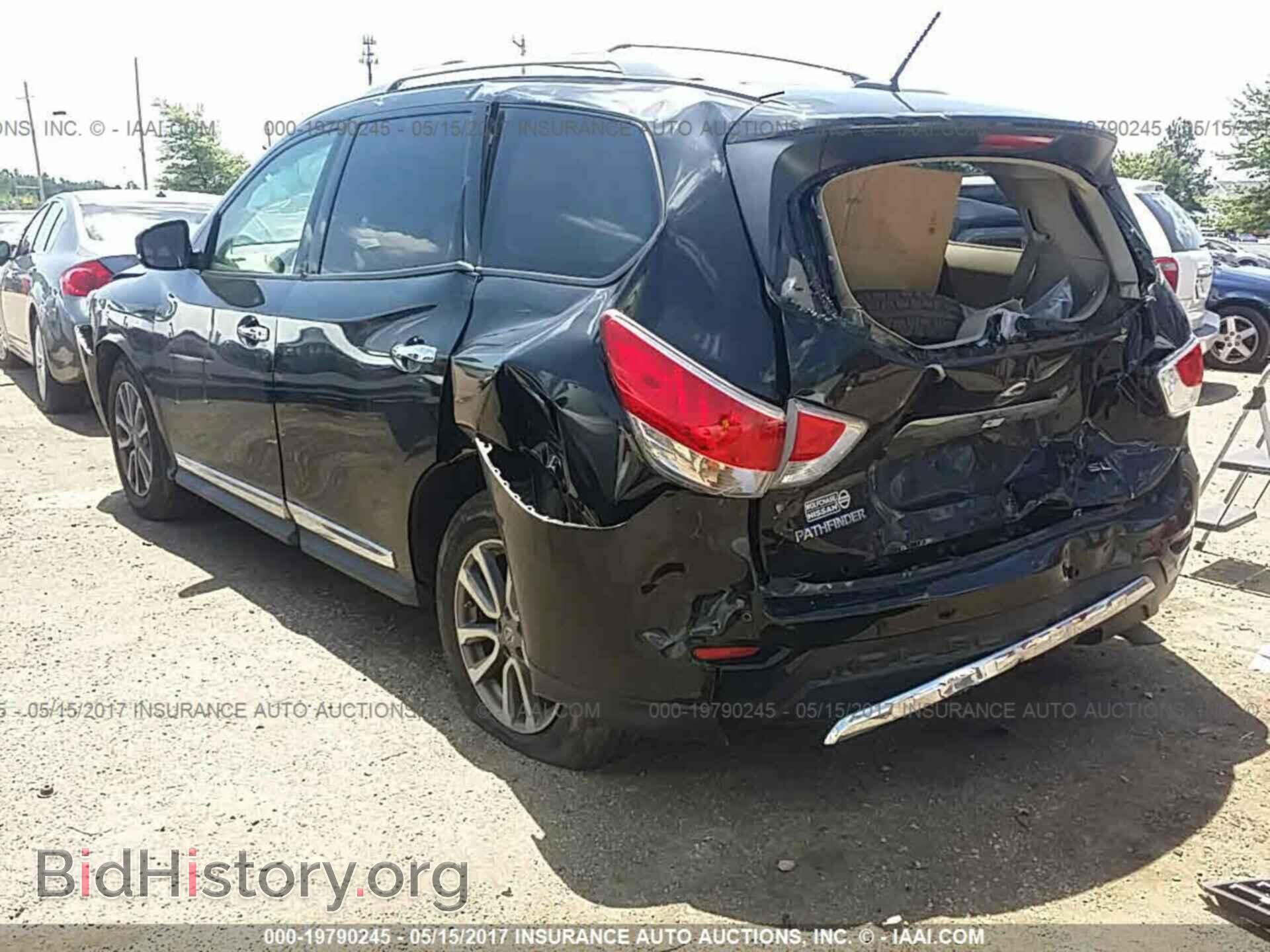 2015 Nissan Pathfinder - VIN: 5N1AR2MN6FC628143 - Фото 3