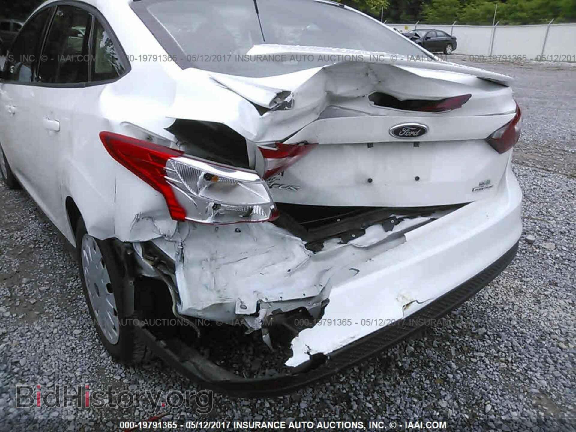 2013 Ford Focus - VIN: 1FADP3F24DL217195 - Photo 6