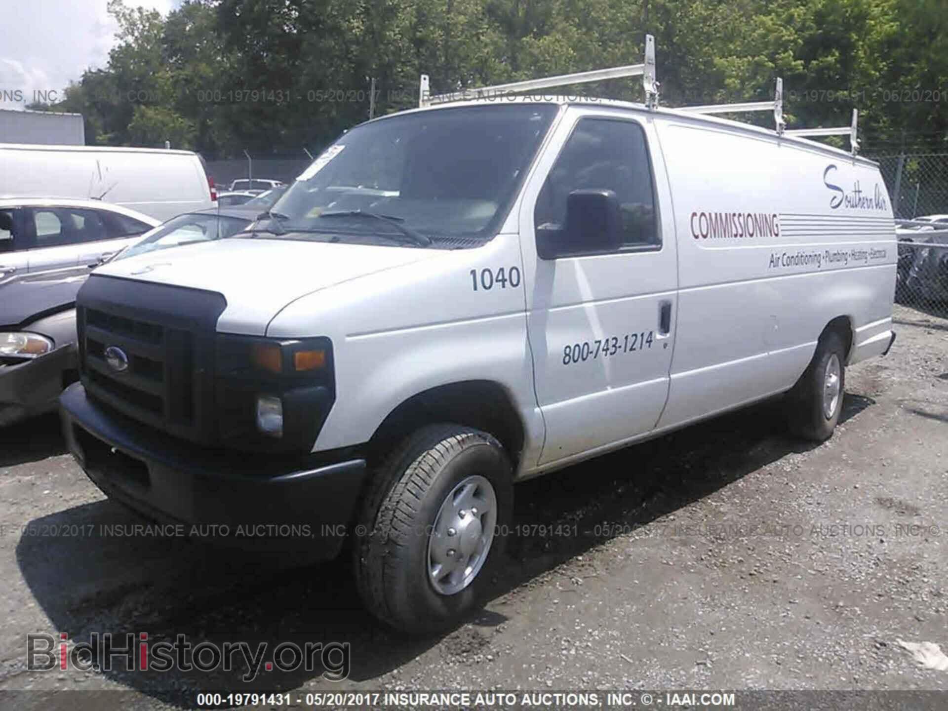 2014 Ford Econoline - VIN: 1FTNS2EW8EDA25379 - Photo 2