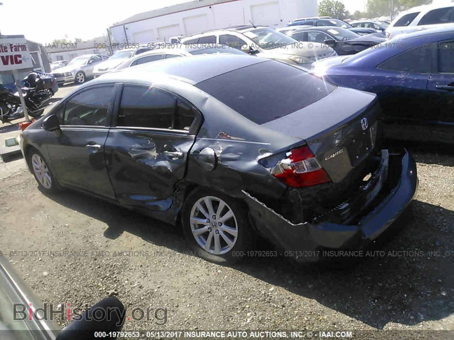 2012 Honda Civic - VIN: 19XFB2F80CE090811 - Photo 3