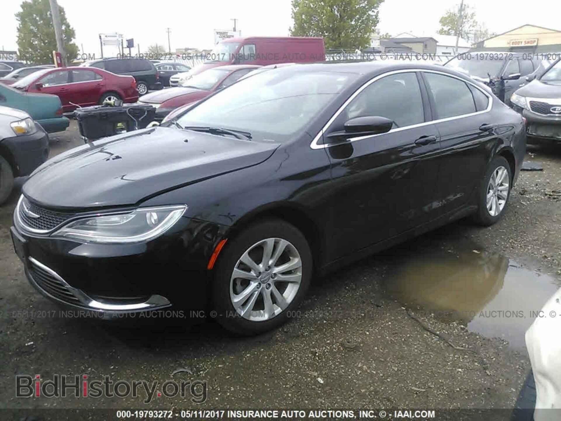 2015 Chrysler 200 - VIN: 1C3CCCAB4FN738020 - Photo 2