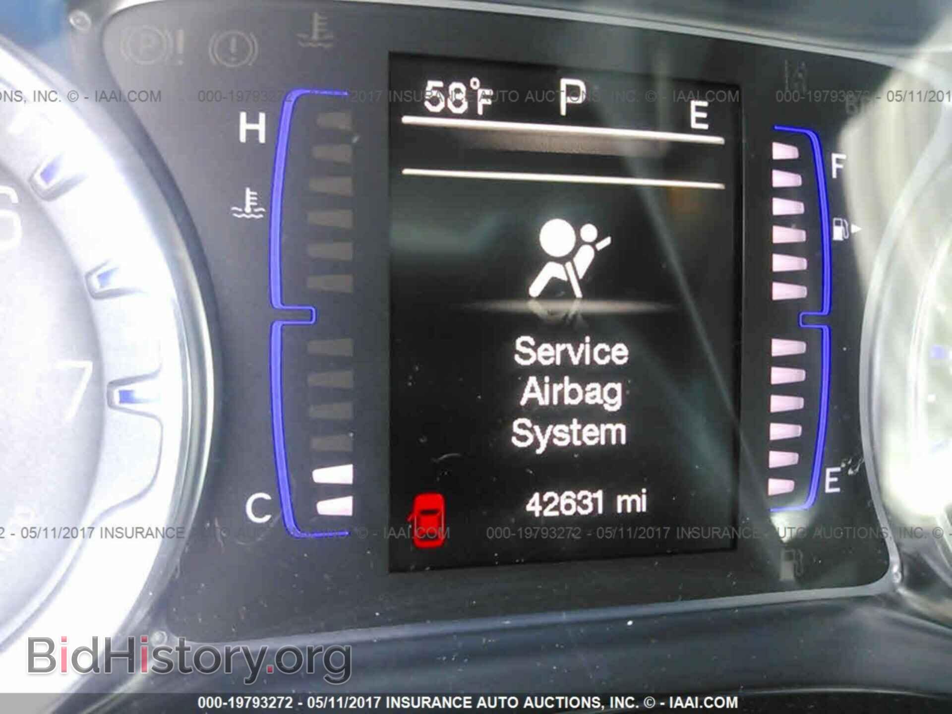 2015 Chrysler 200 - VIN: 1C3CCCAB4FN738020 - Photo 7