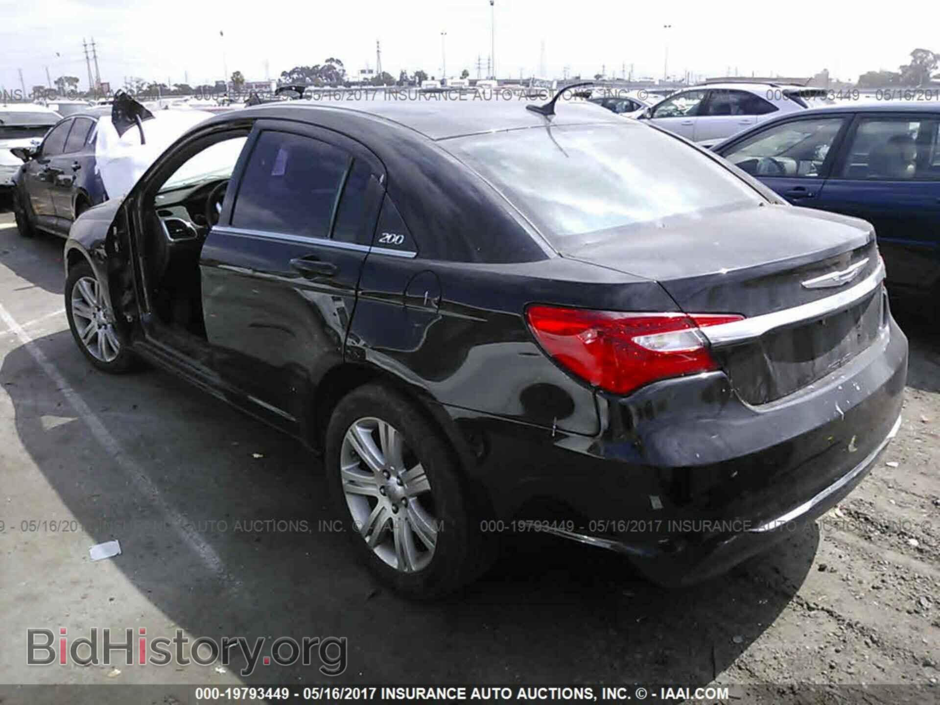 2012 Chrysler 200 - VIN: 1C3CCBBG0CN180344 - Фото 3